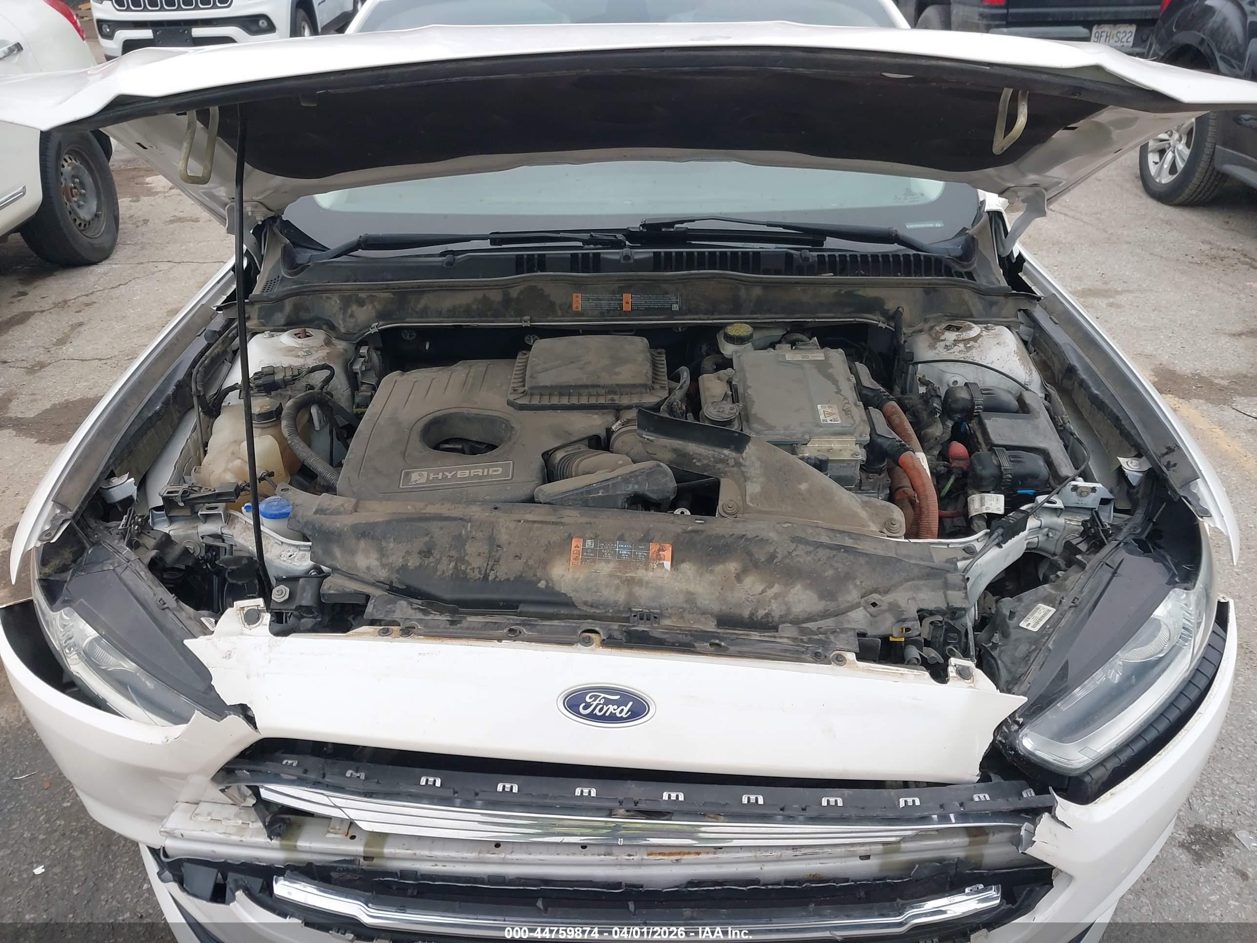 FORD FUSION image 10