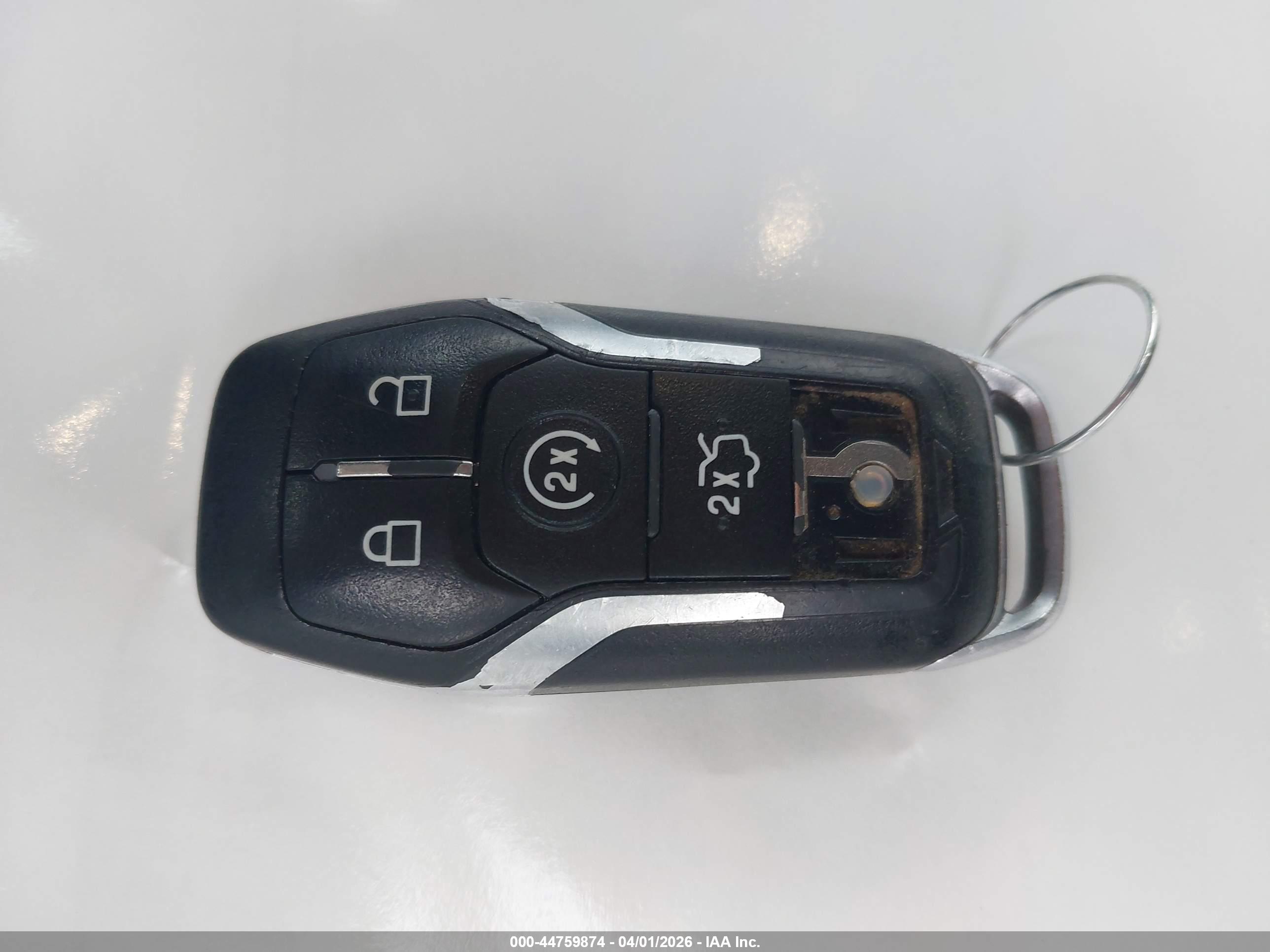 FORD FUSION image 11