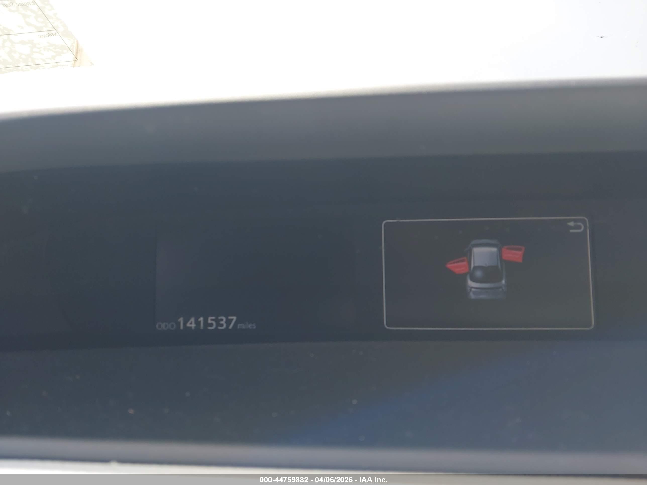 TOYOTA PRIUS image 7