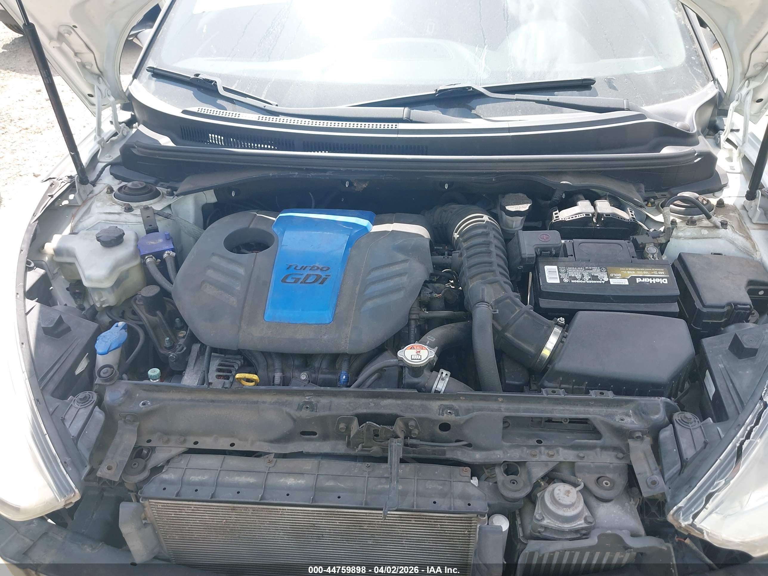 HYUNDAI VELOSTER image 10