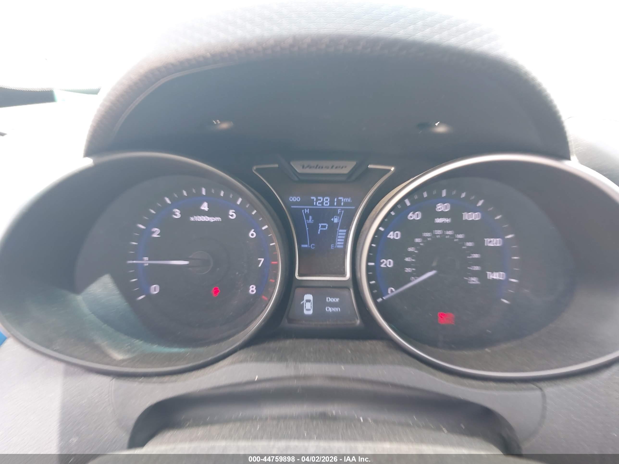 HYUNDAI VELOSTER image 7
