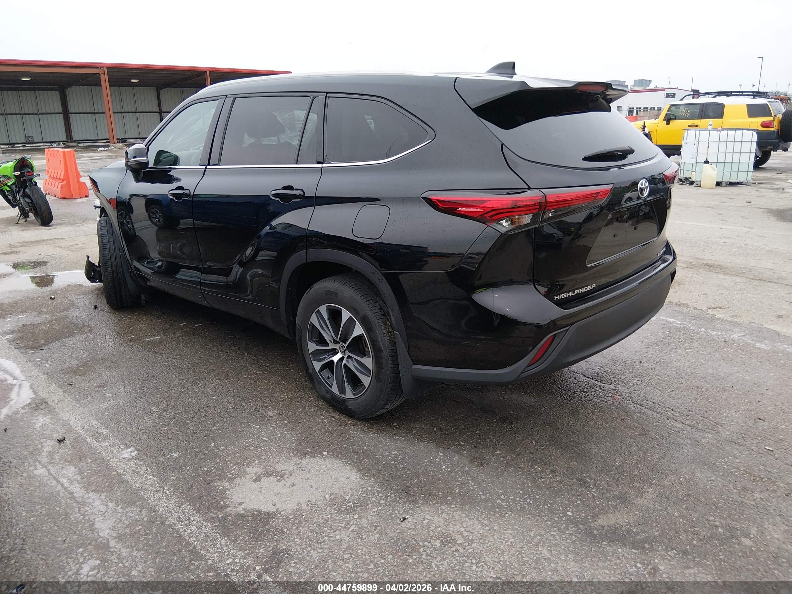 TOYOTA HIGHLANDER image 3