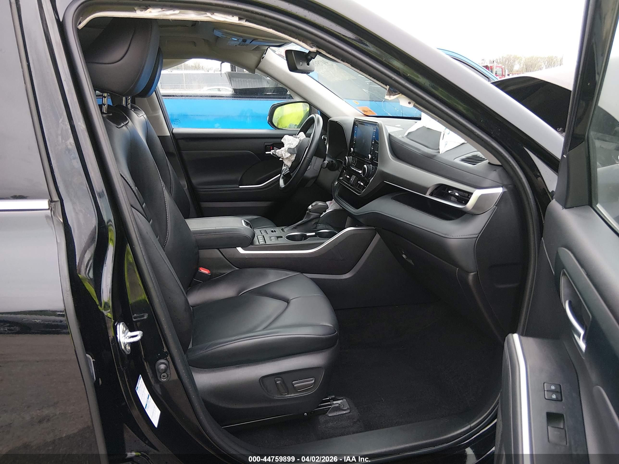 TOYOTA HIGHLANDER image 5