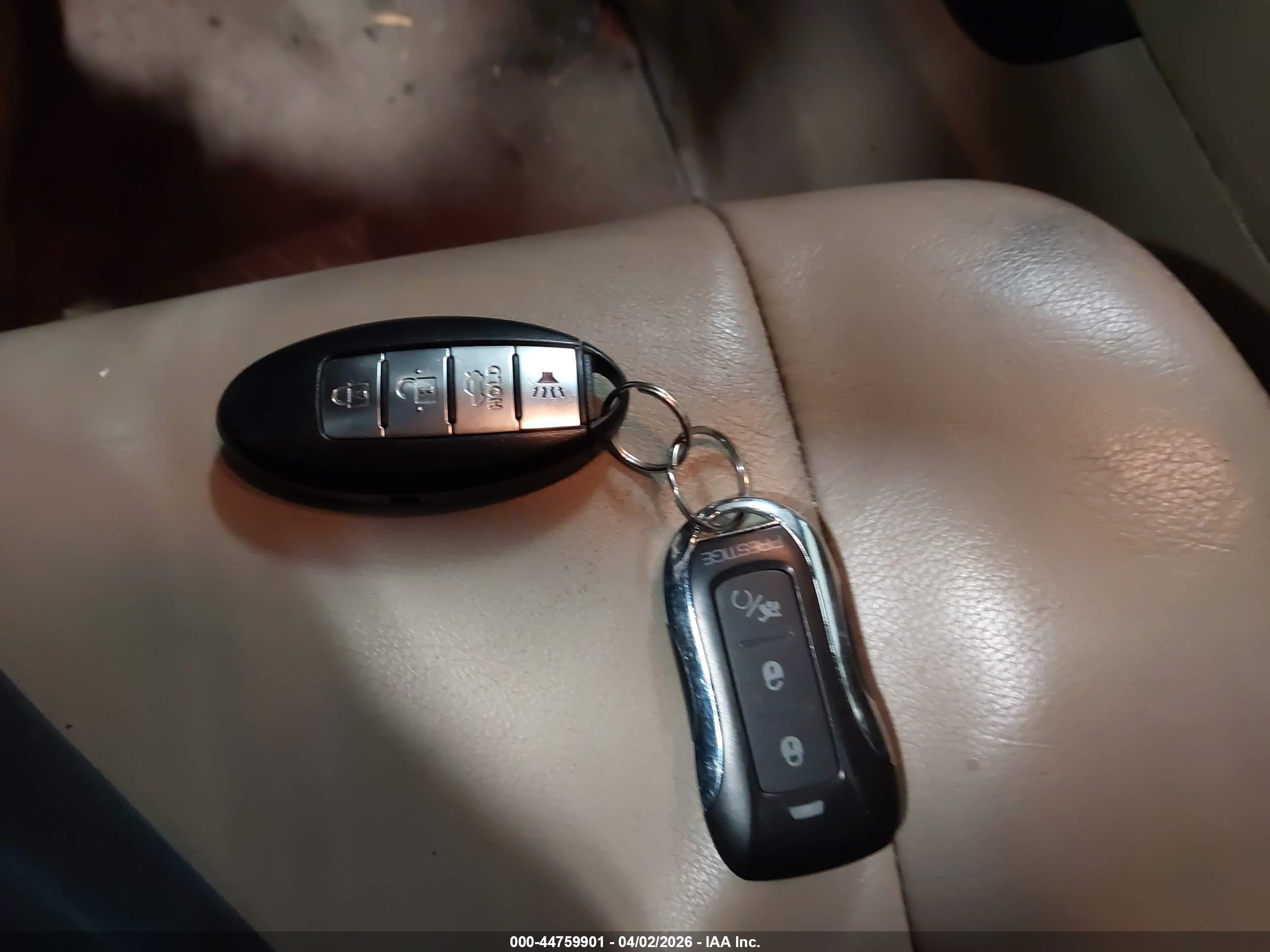 NISSAN MURANO image 11