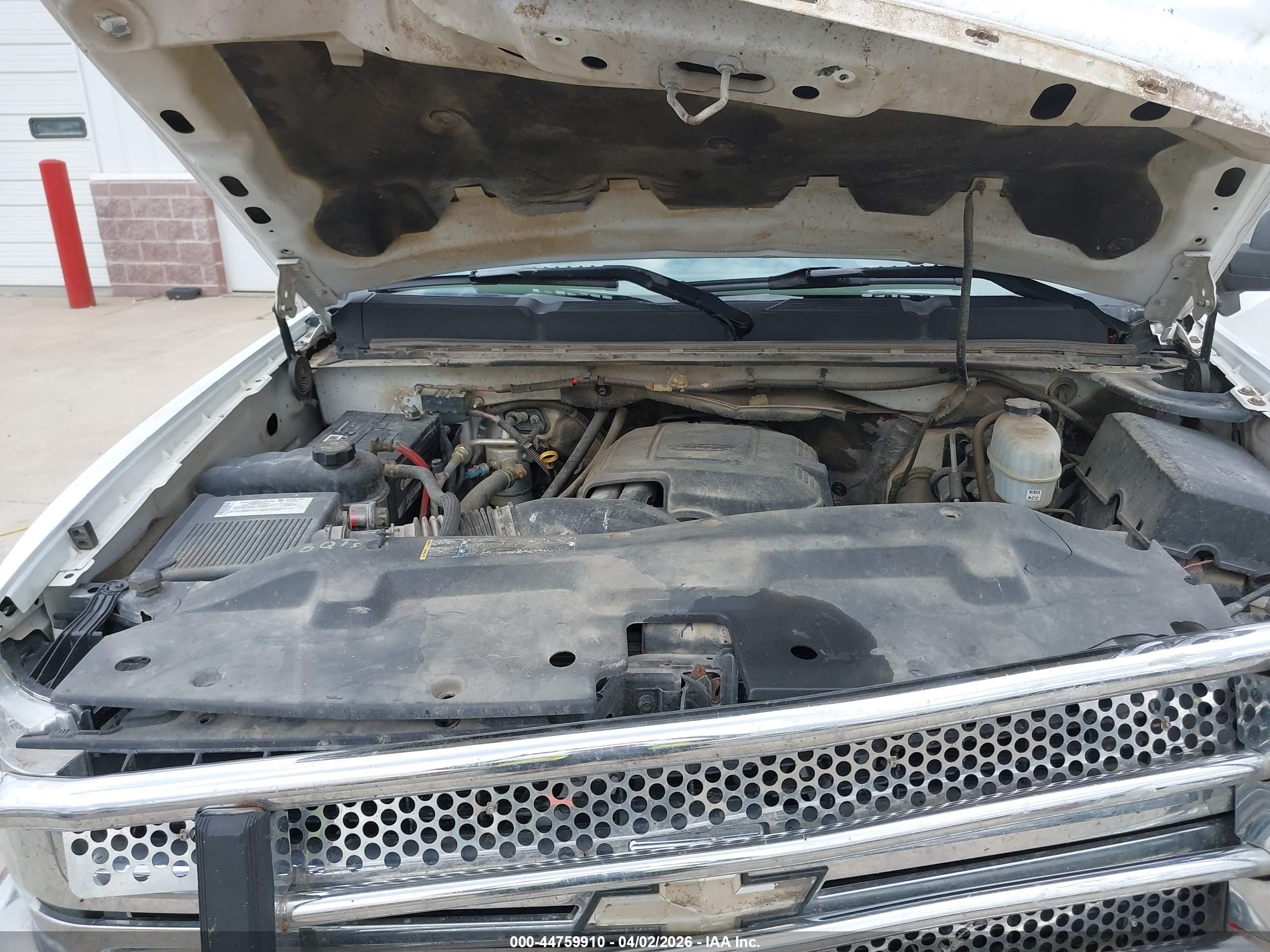 CHEVROLET SILVERADO image 10