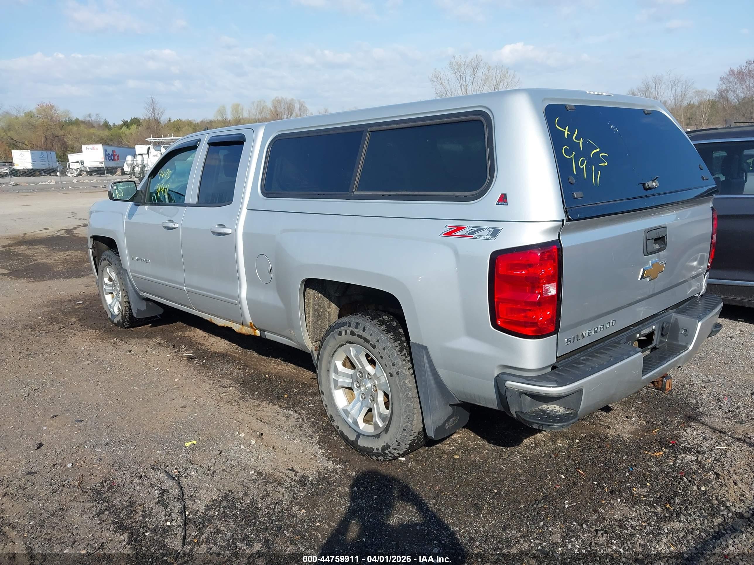 CHEVROLET SILVERADO image 3