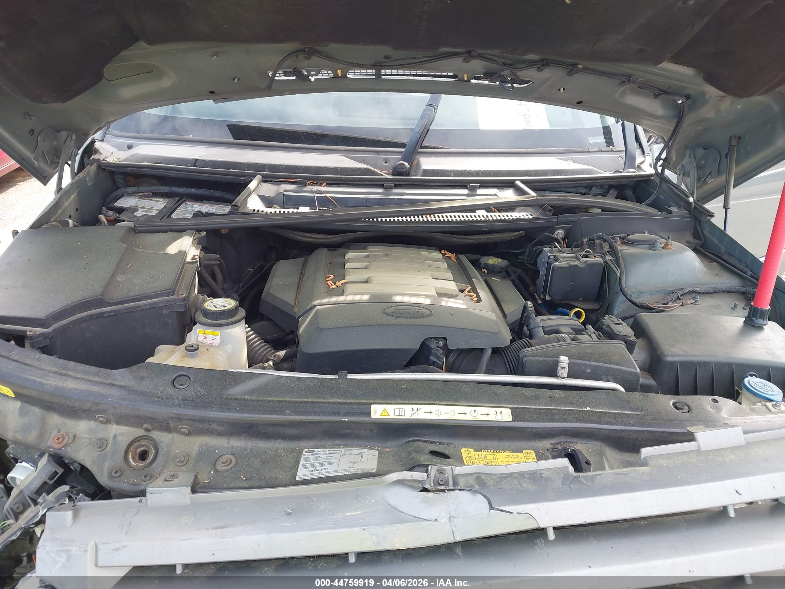 LAND ROVER image 10