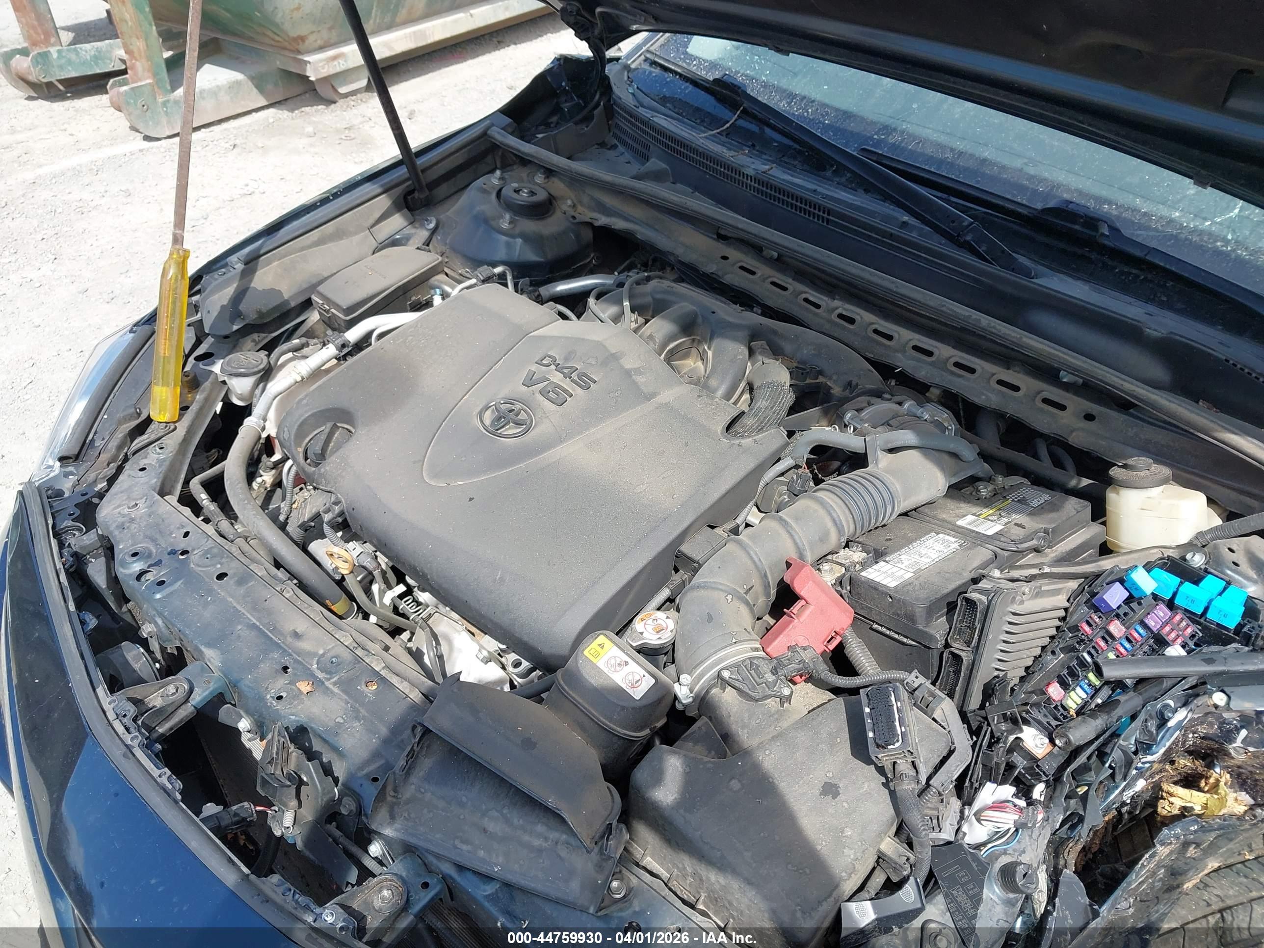 TOYOTA CAMRY image 10