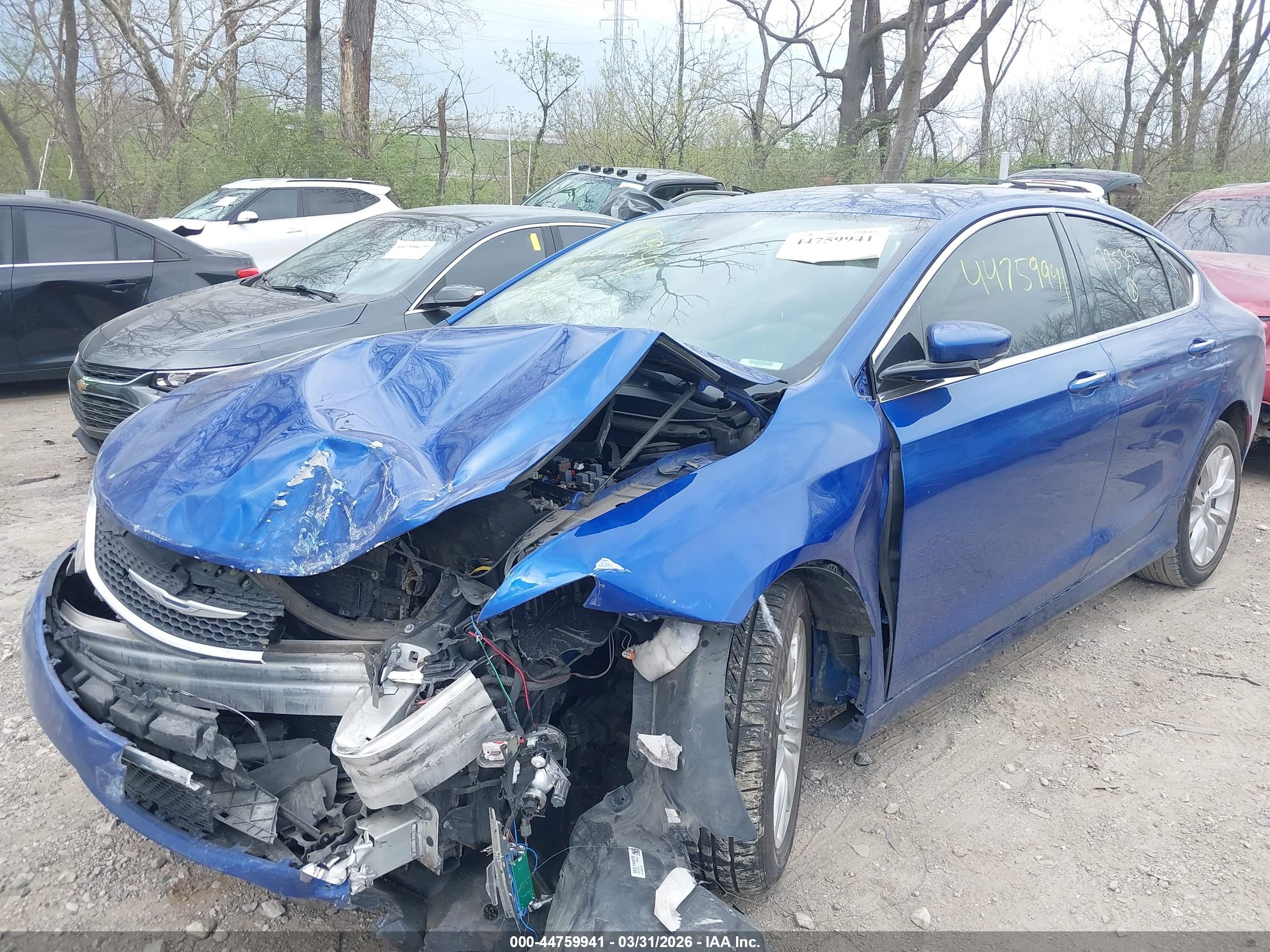 CHRYSLER 200 image 6
