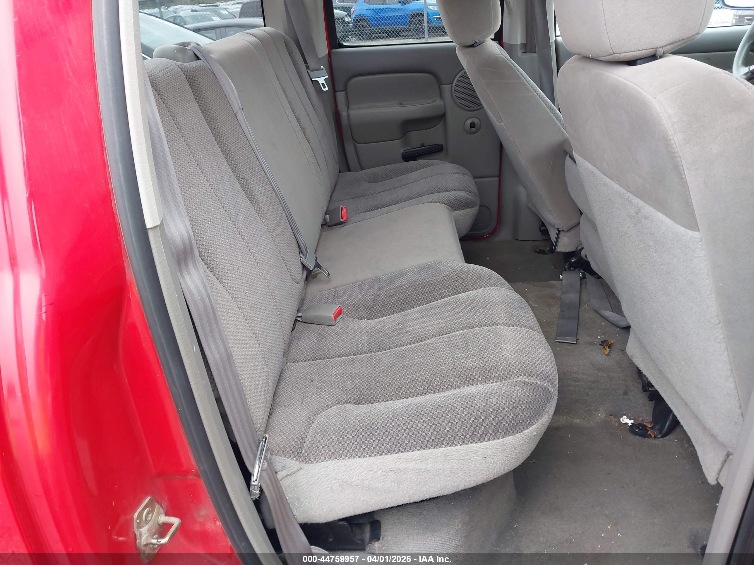 DODGE RAM image 8