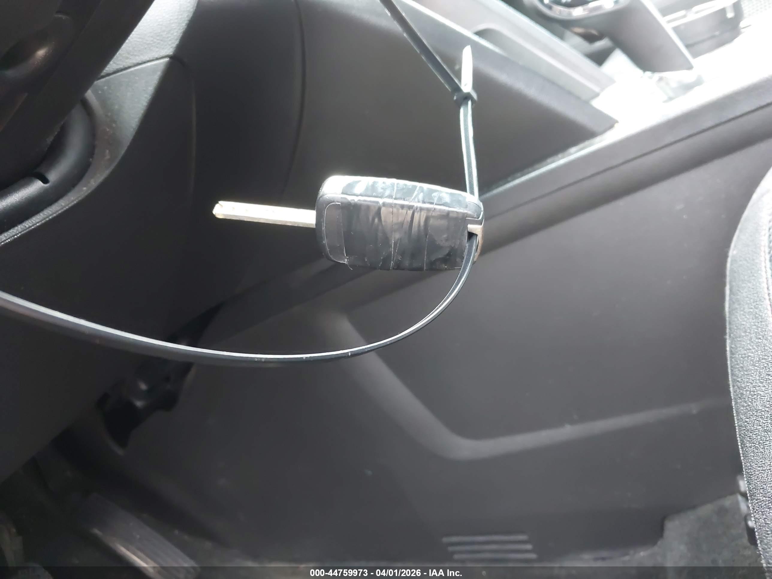 CHEVROLET EQUINOX image 11