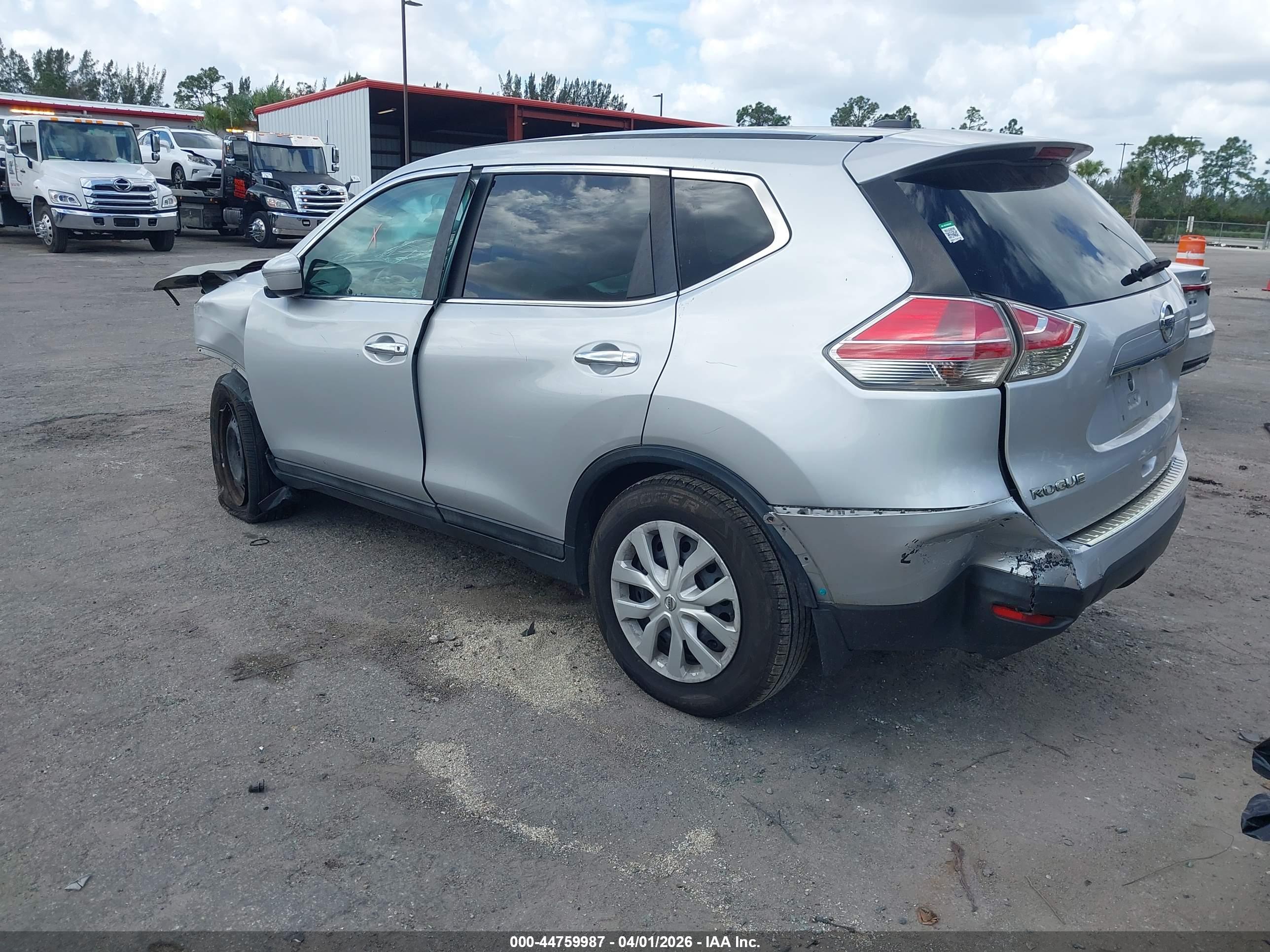 NISSAN ROGUE image 3