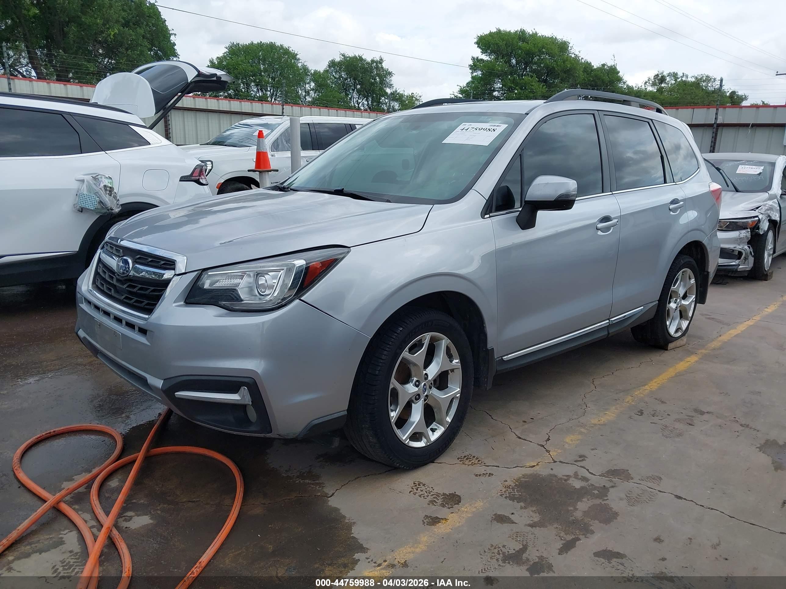 SUBARU FORESTER image 2