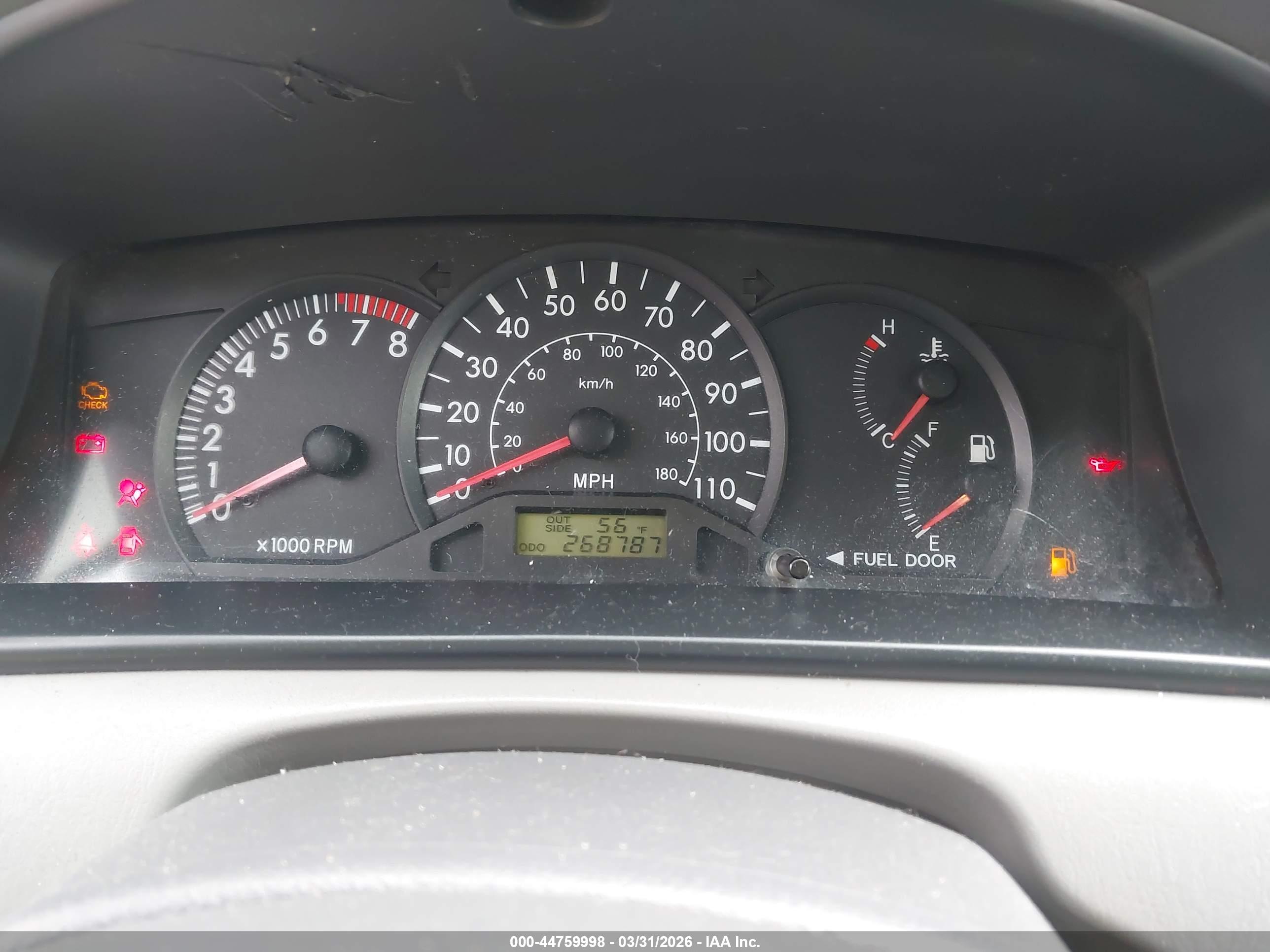 TOYOTA COROLLA image 7
