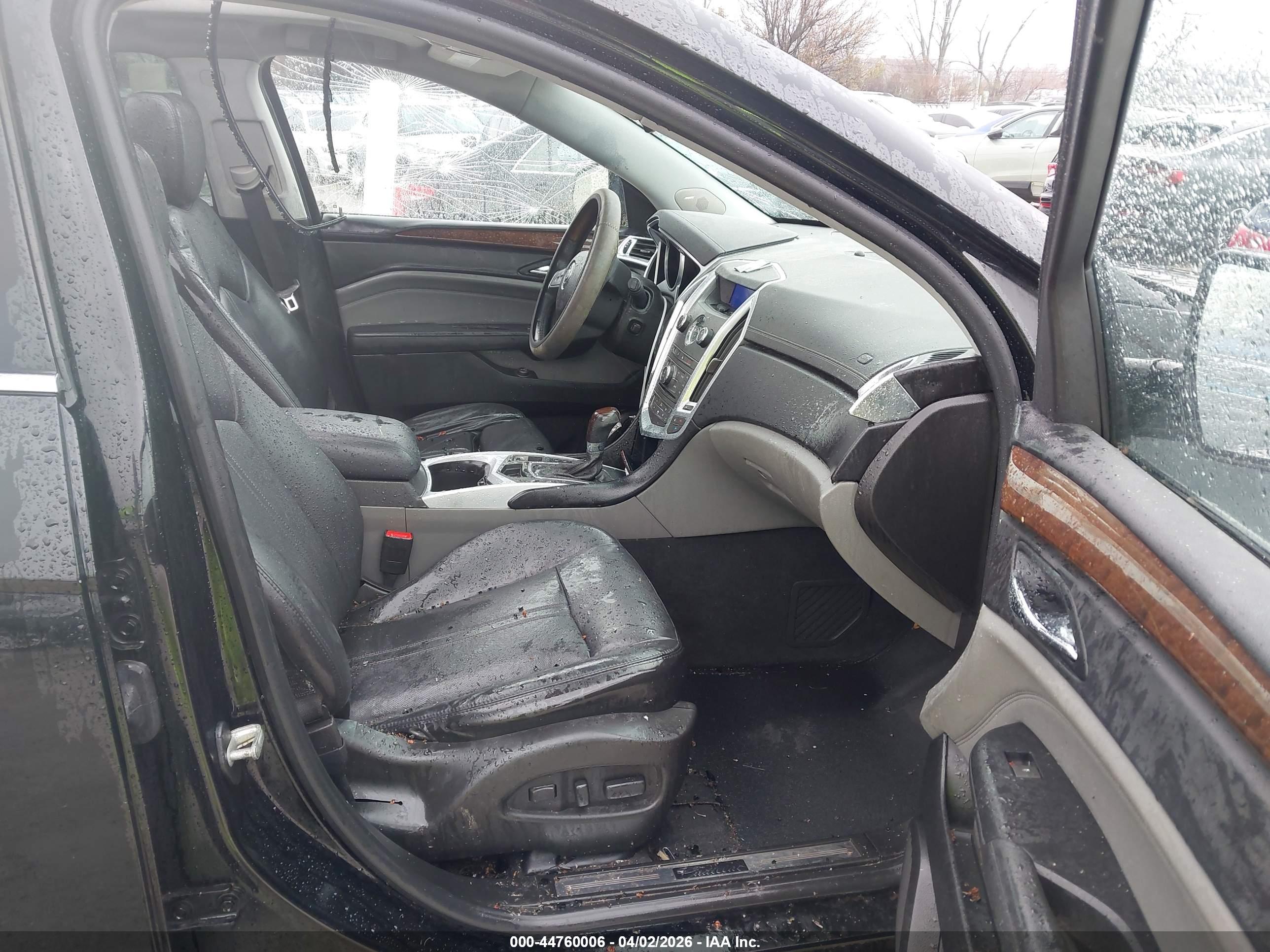CADILLAC SRX image 5