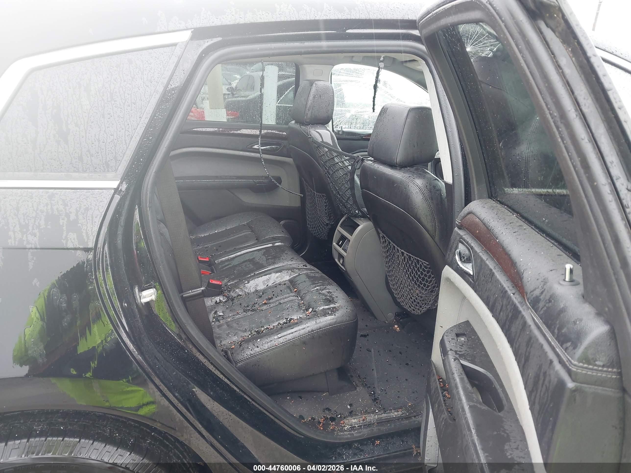 CADILLAC SRX image 8