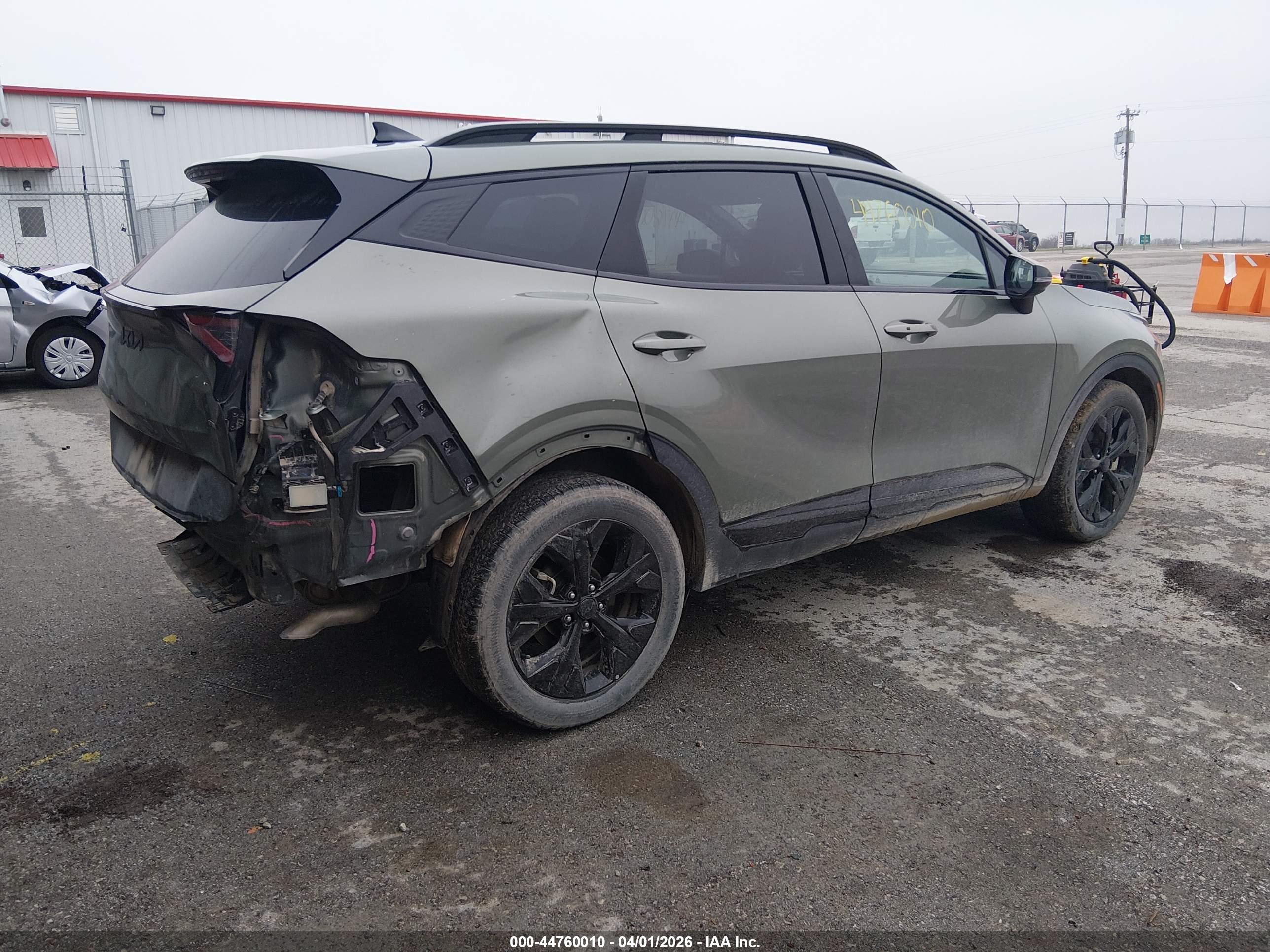 KIA SPORTAGE image 4