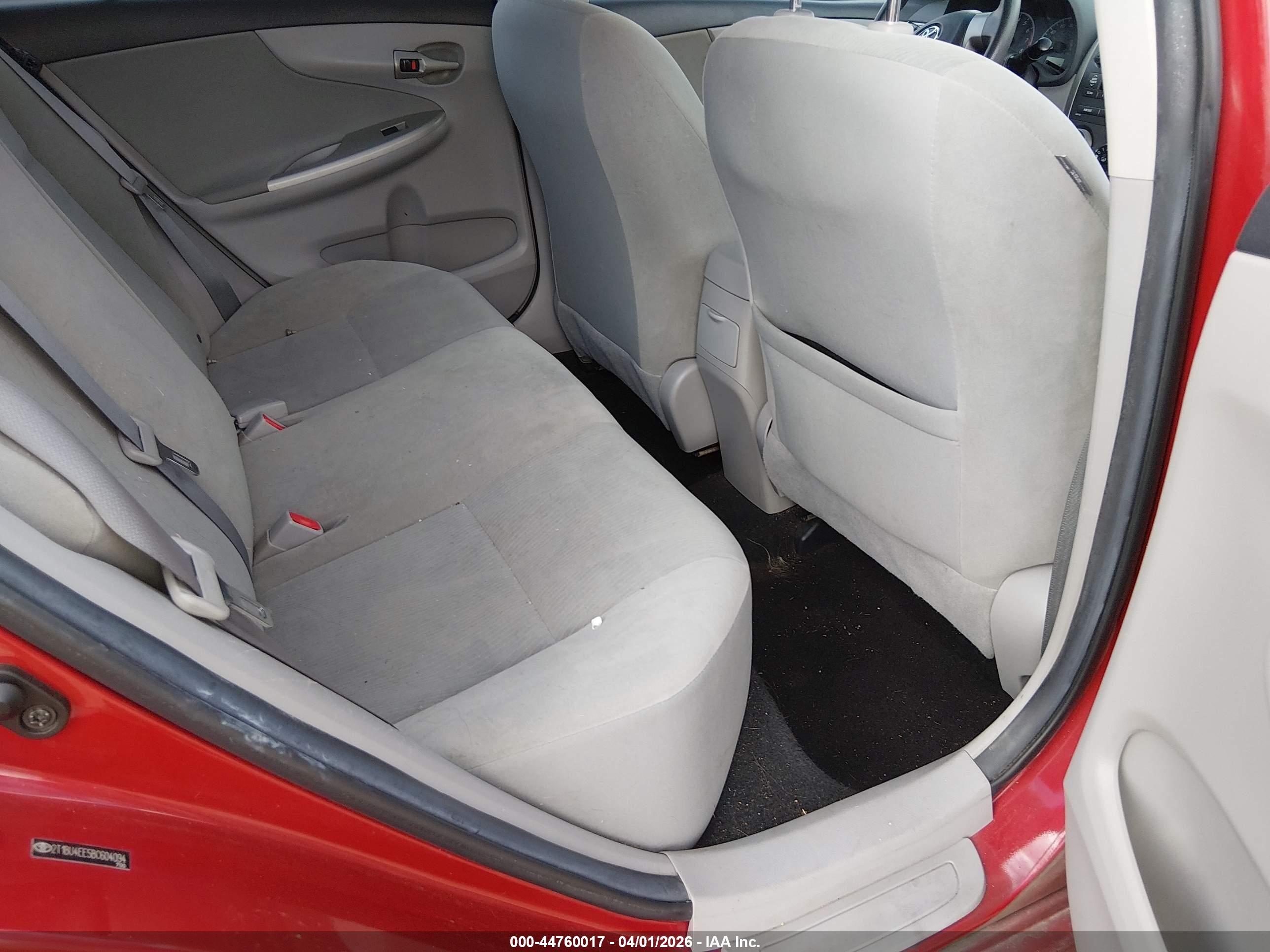 TOYOTA COROLLA image 8
