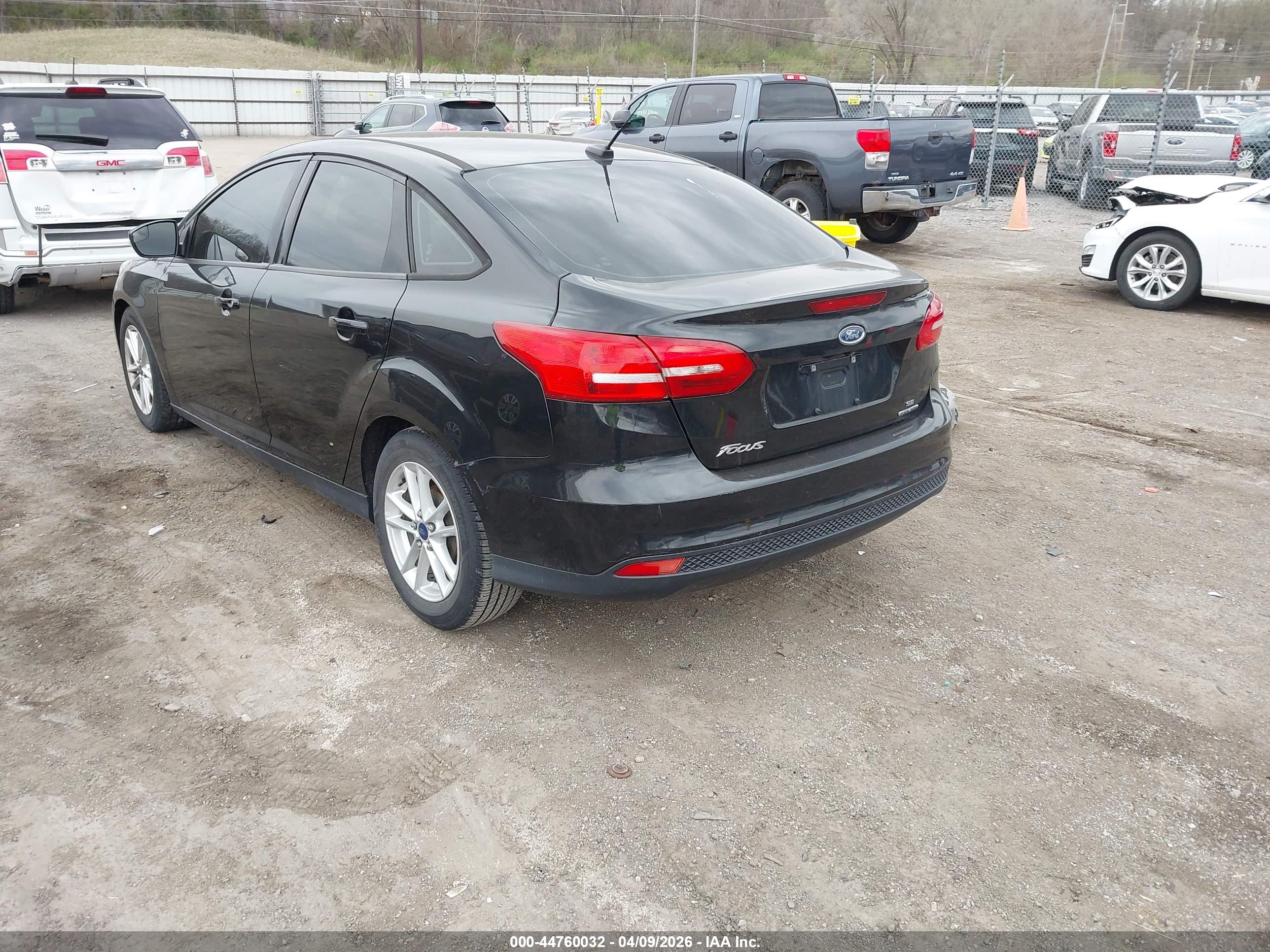 FORD FOCUS image 3