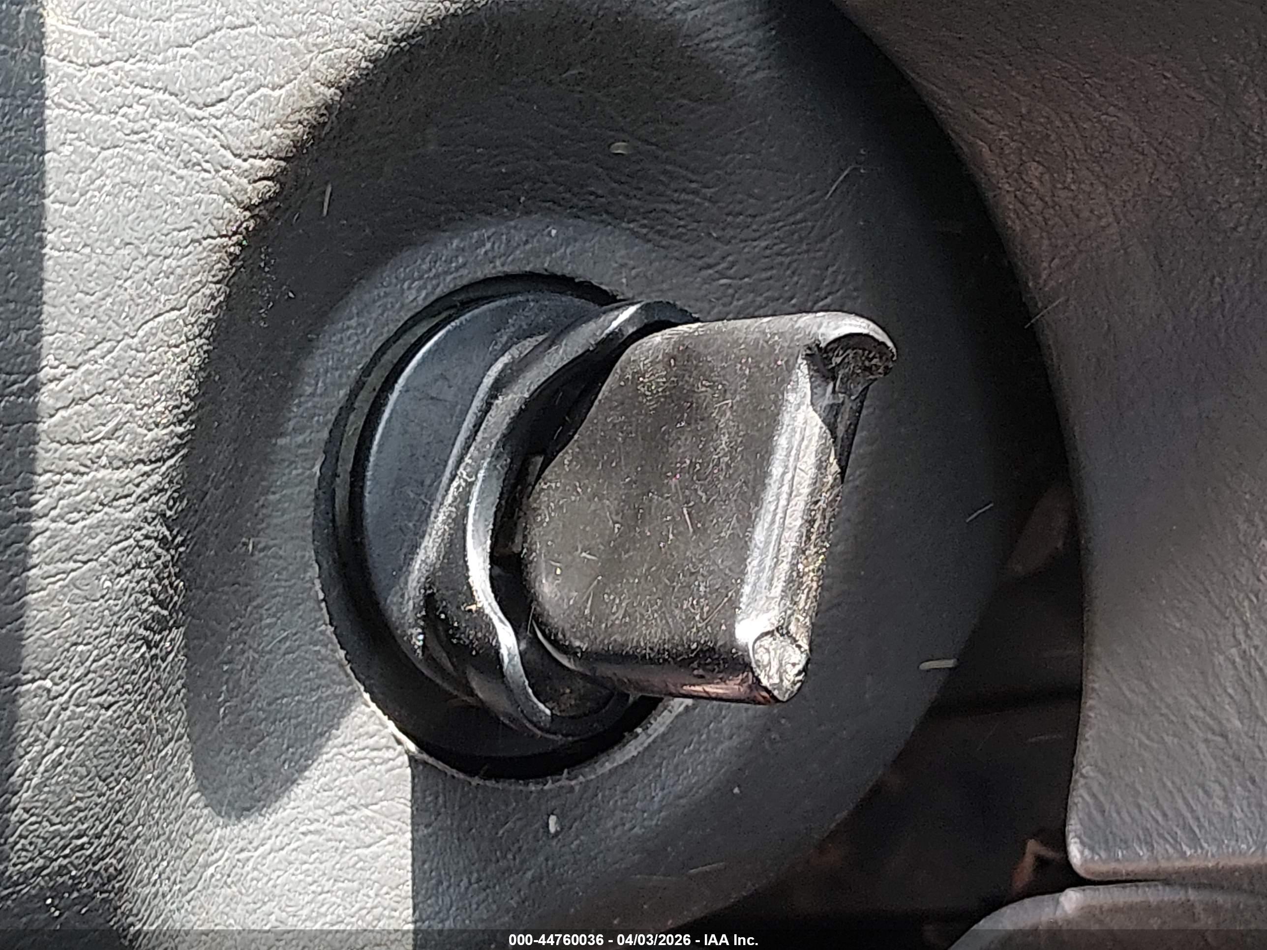 FORD ESCAPE image 11