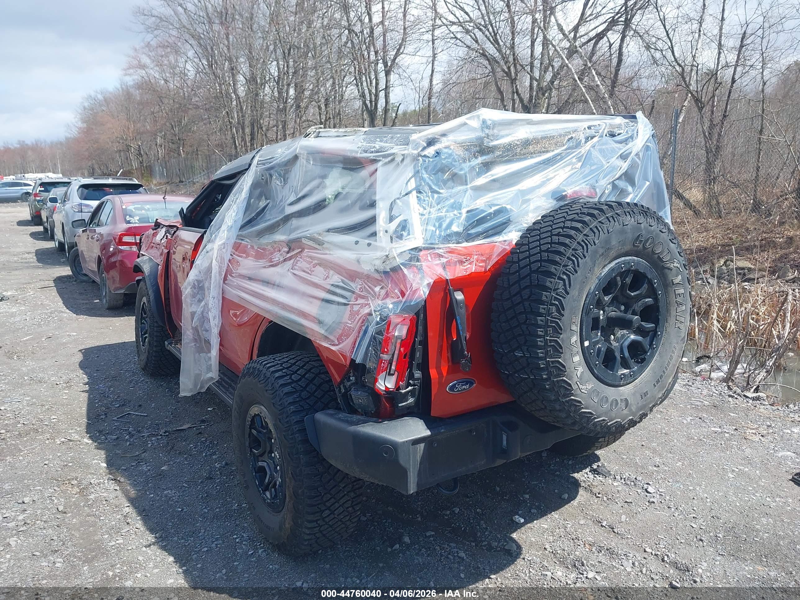 FORD BRONCO image 3