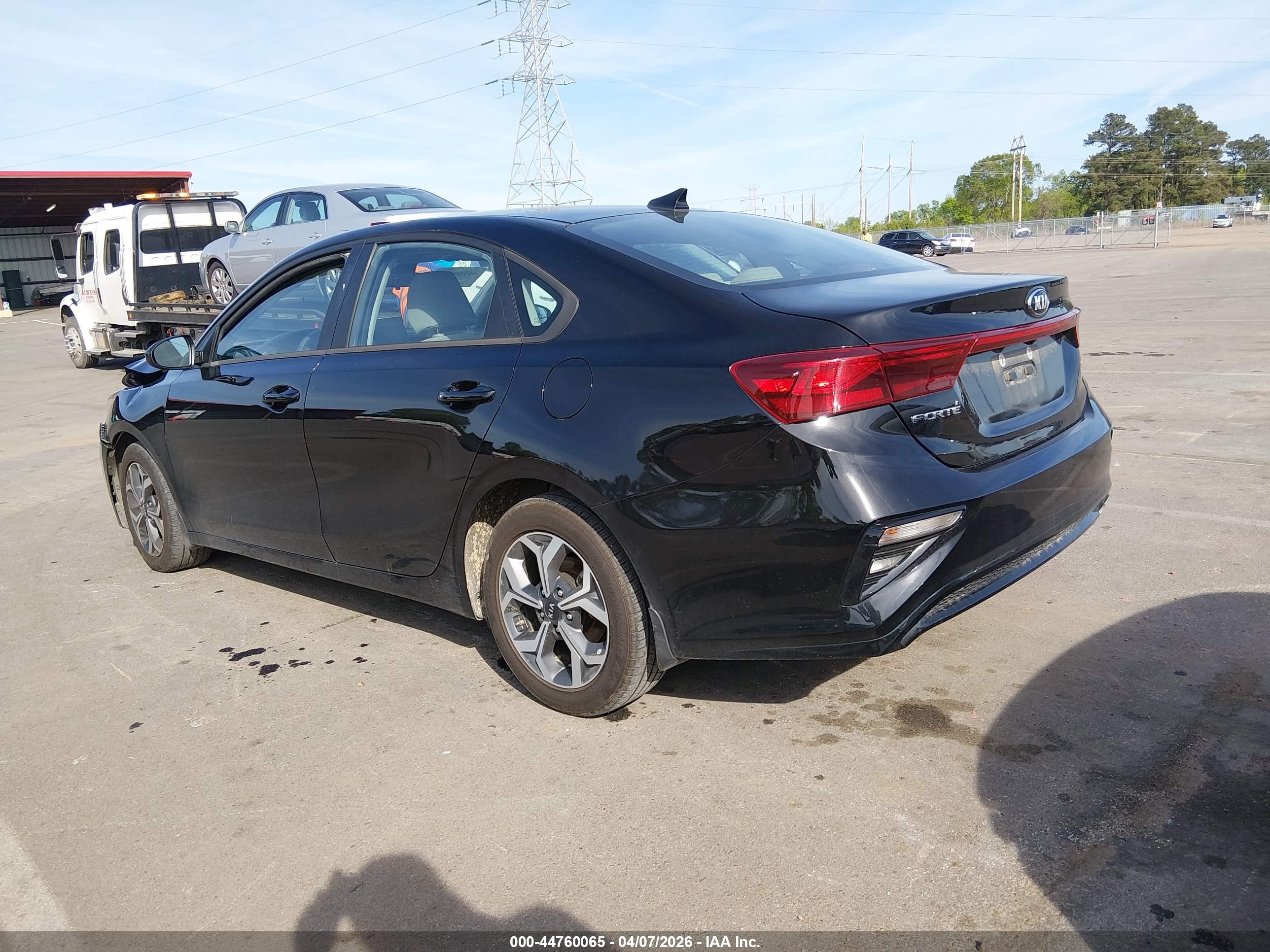 KIA FORTE image 3