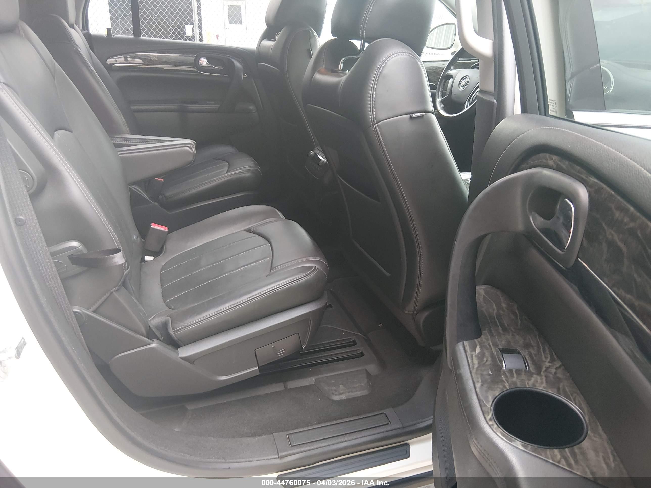 BUICK ENCLAVE image 8