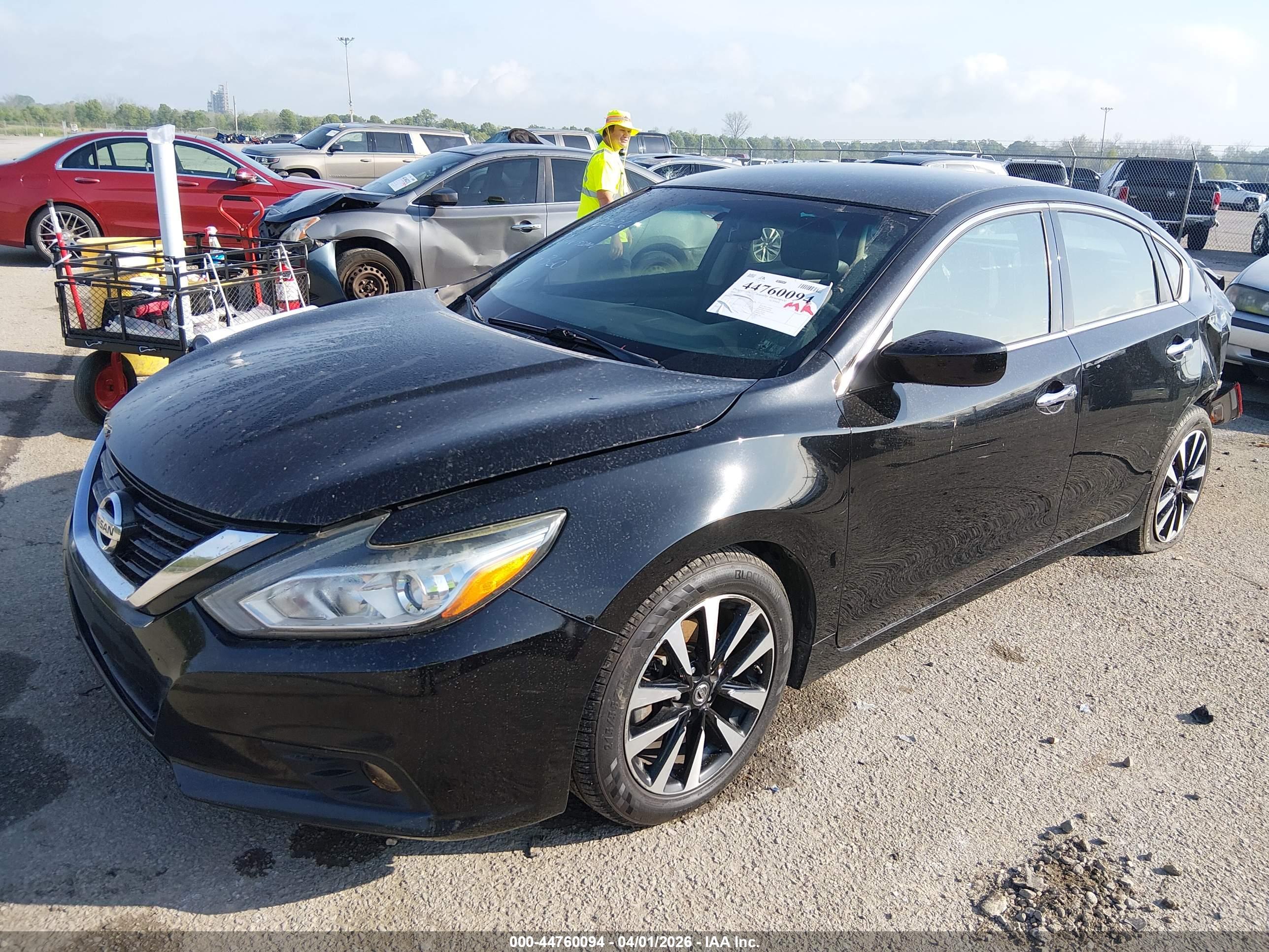 NISSAN ALTIMA image 2