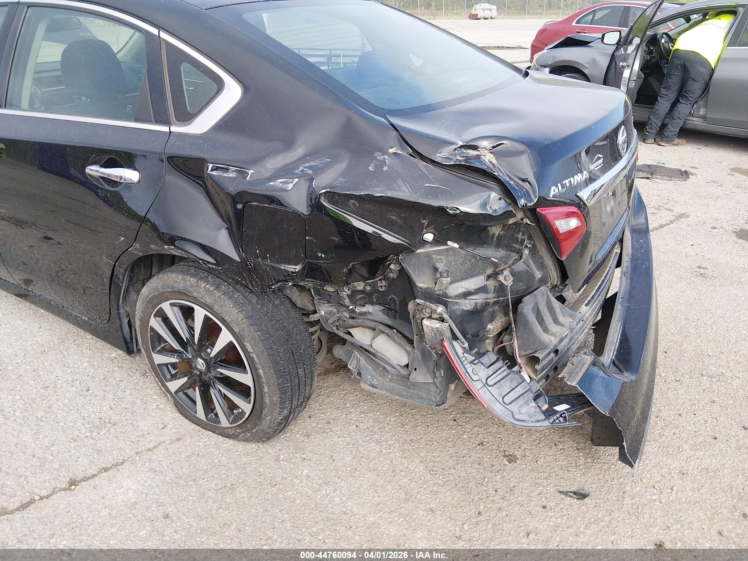 NISSAN ALTIMA image 6