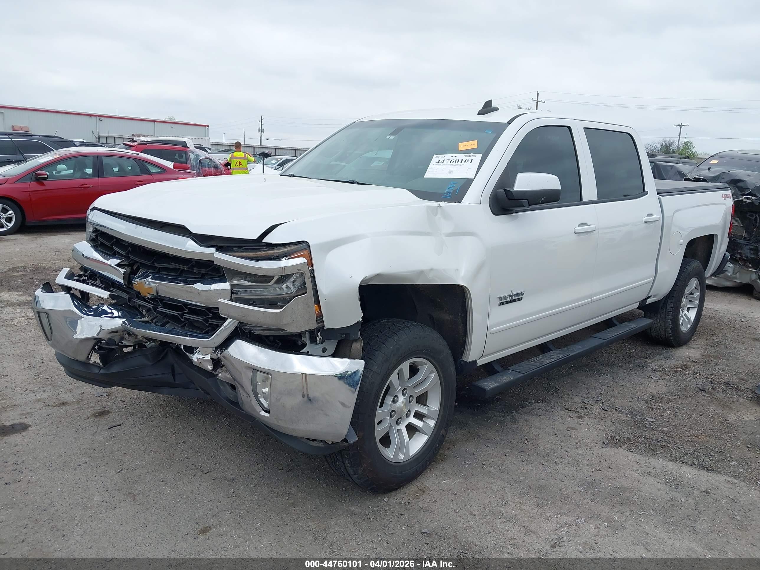 CHEVROLET SILVERADO image 2