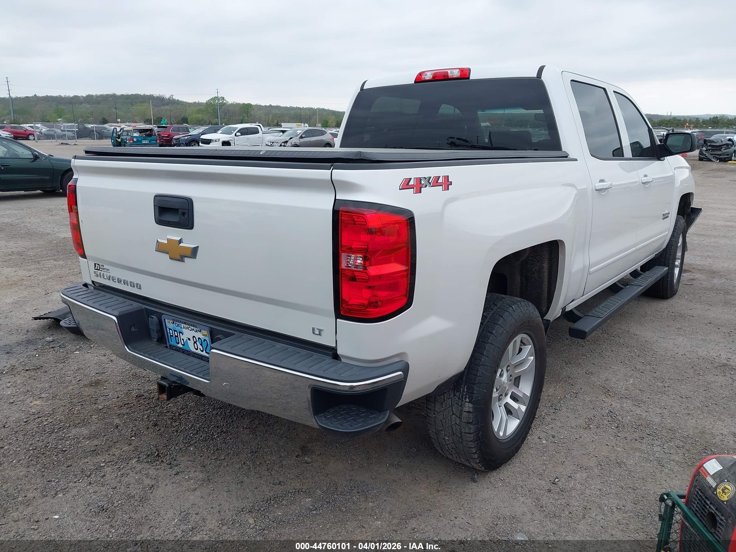 CHEVROLET SILVERADO image 4