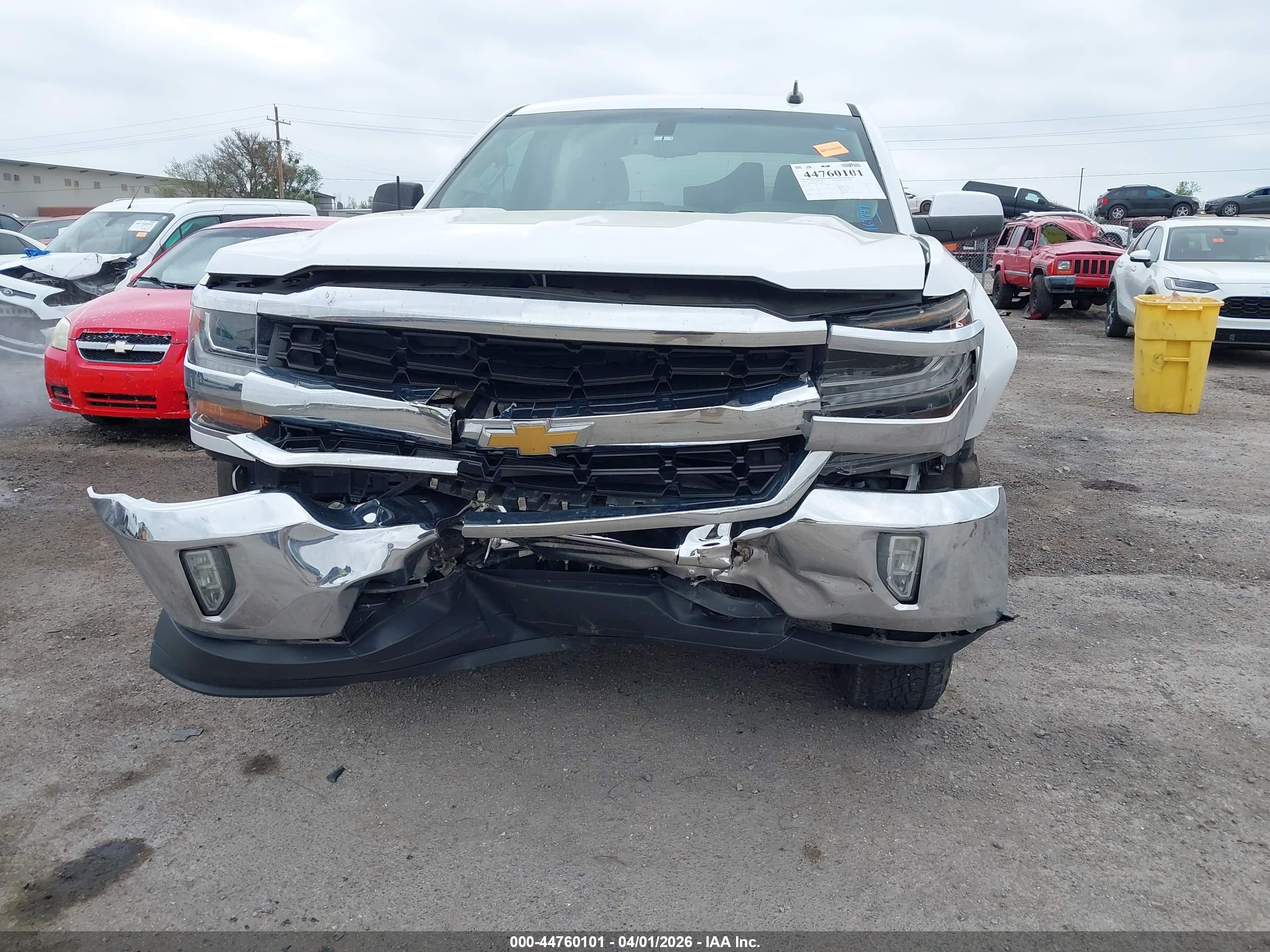 CHEVROLET SILVERADO image 6