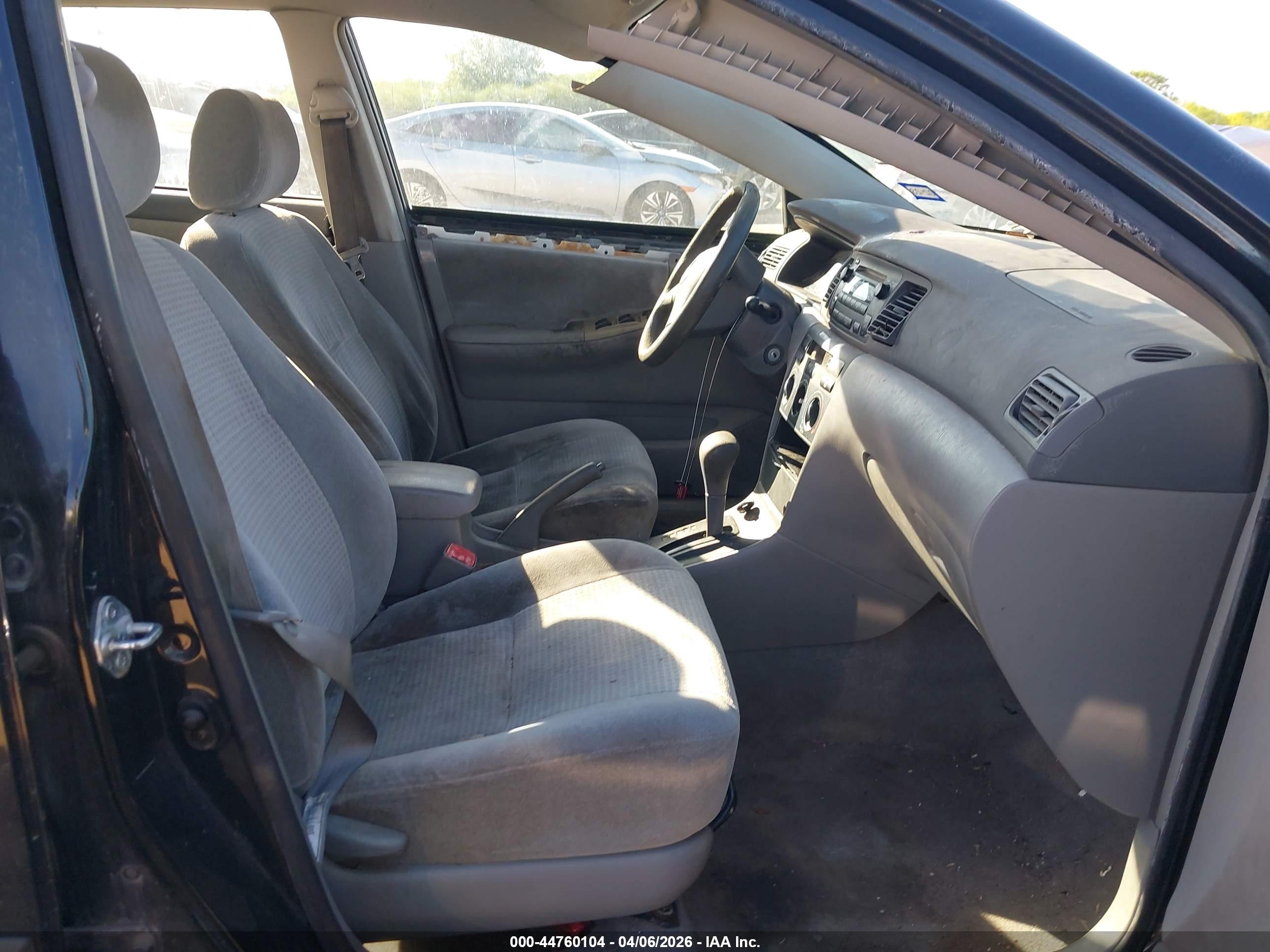 TOYOTA COROLLA image 5