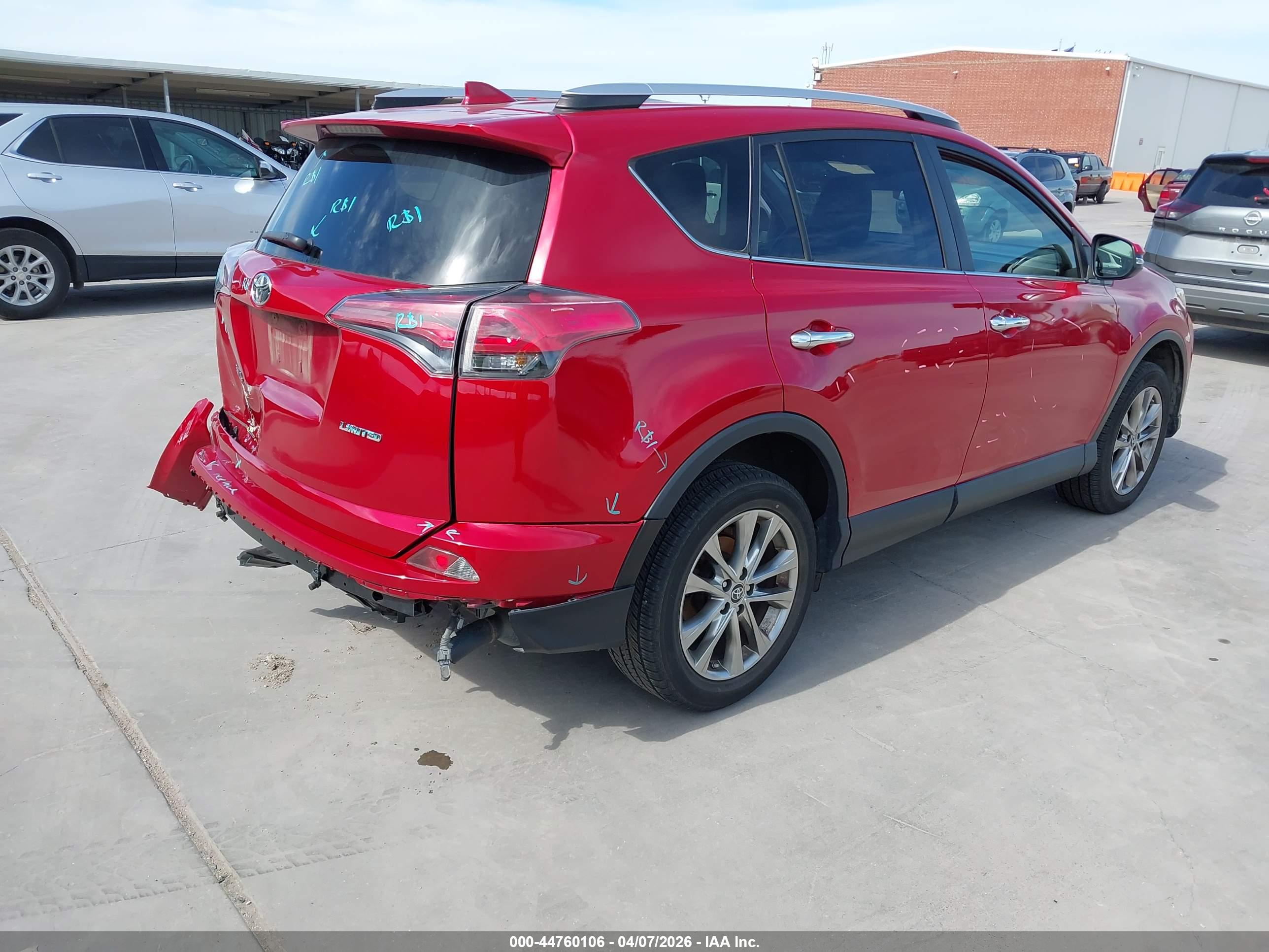 TOYOTA RAV4 image 4