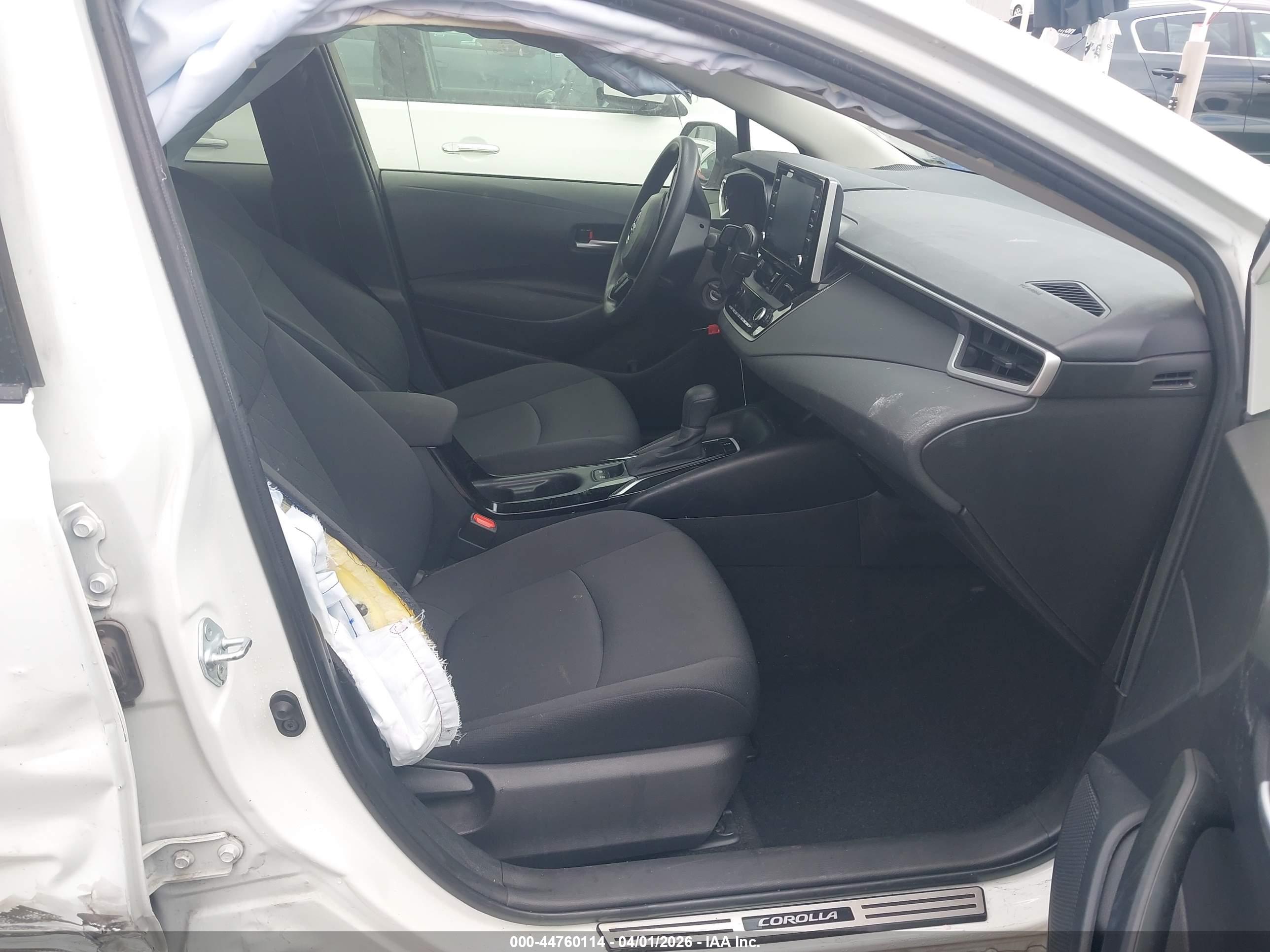 TOYOTA COROLLA image 5