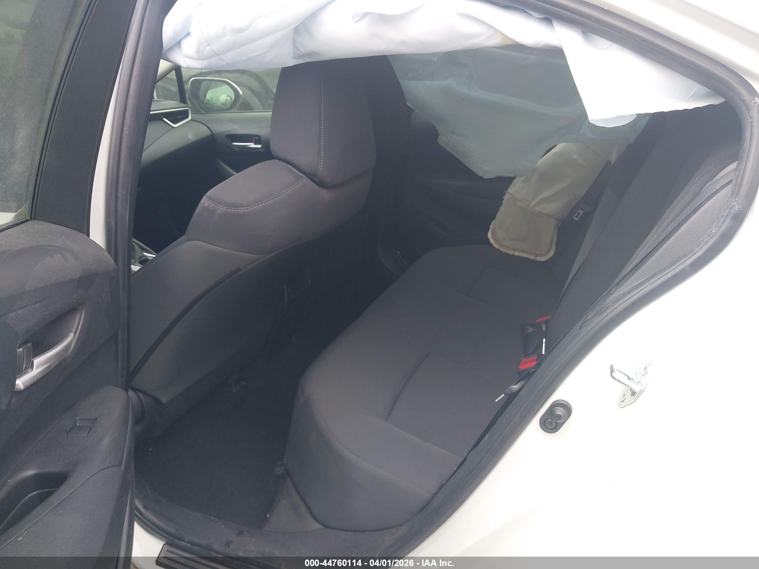 TOYOTA COROLLA image 8