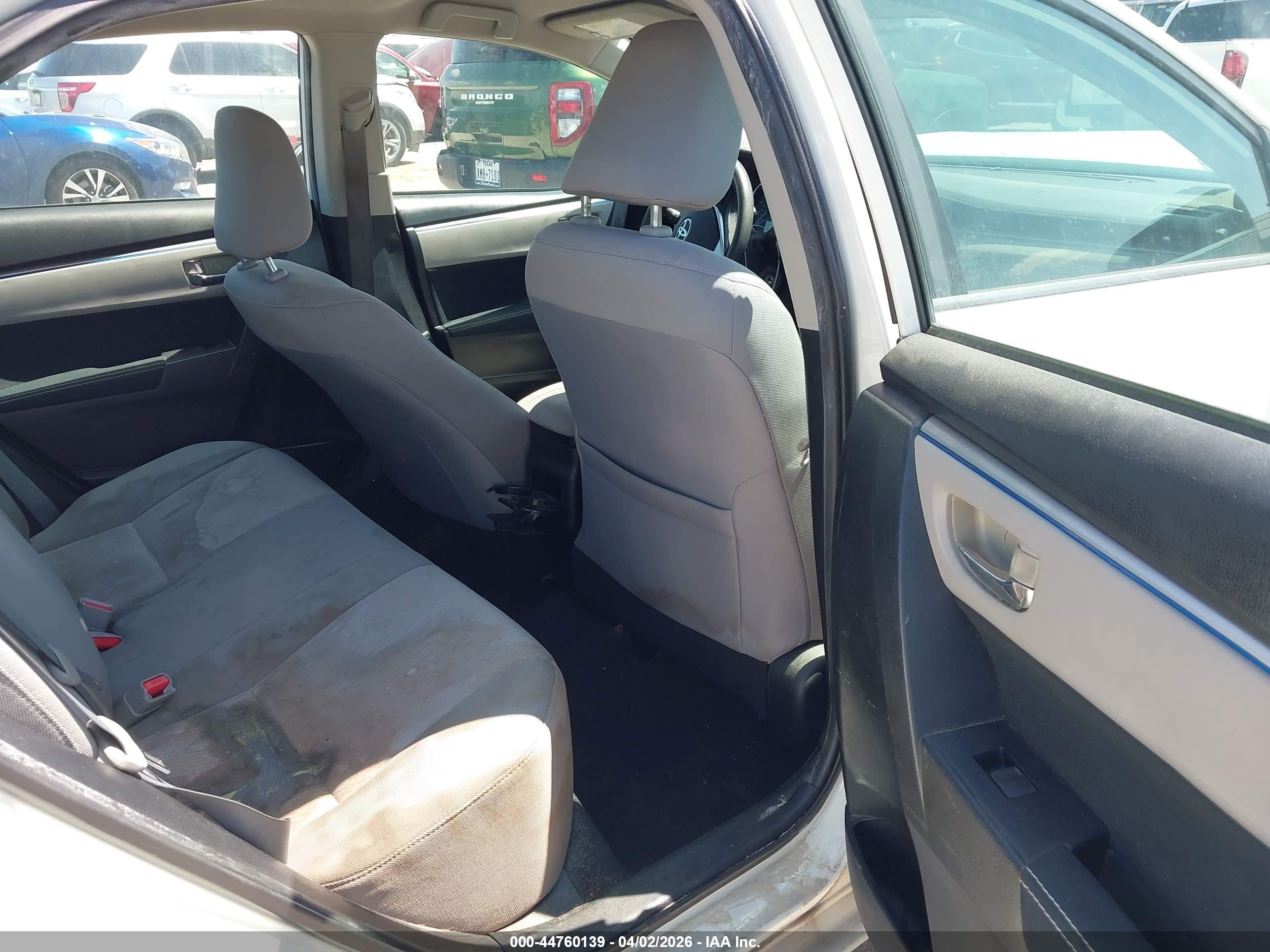 TOYOTA COROLLA image 8