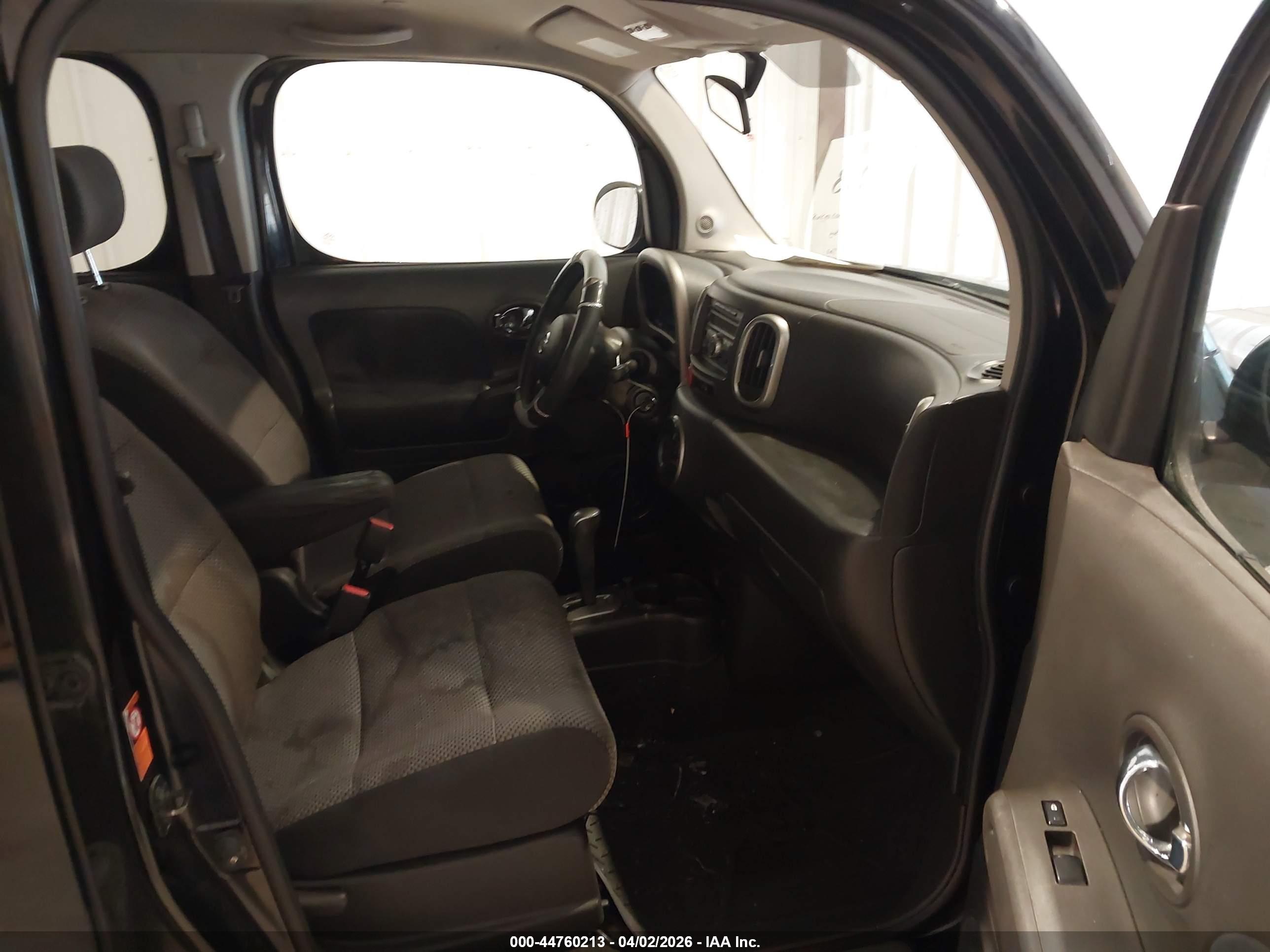 NISSAN CUBE image 5