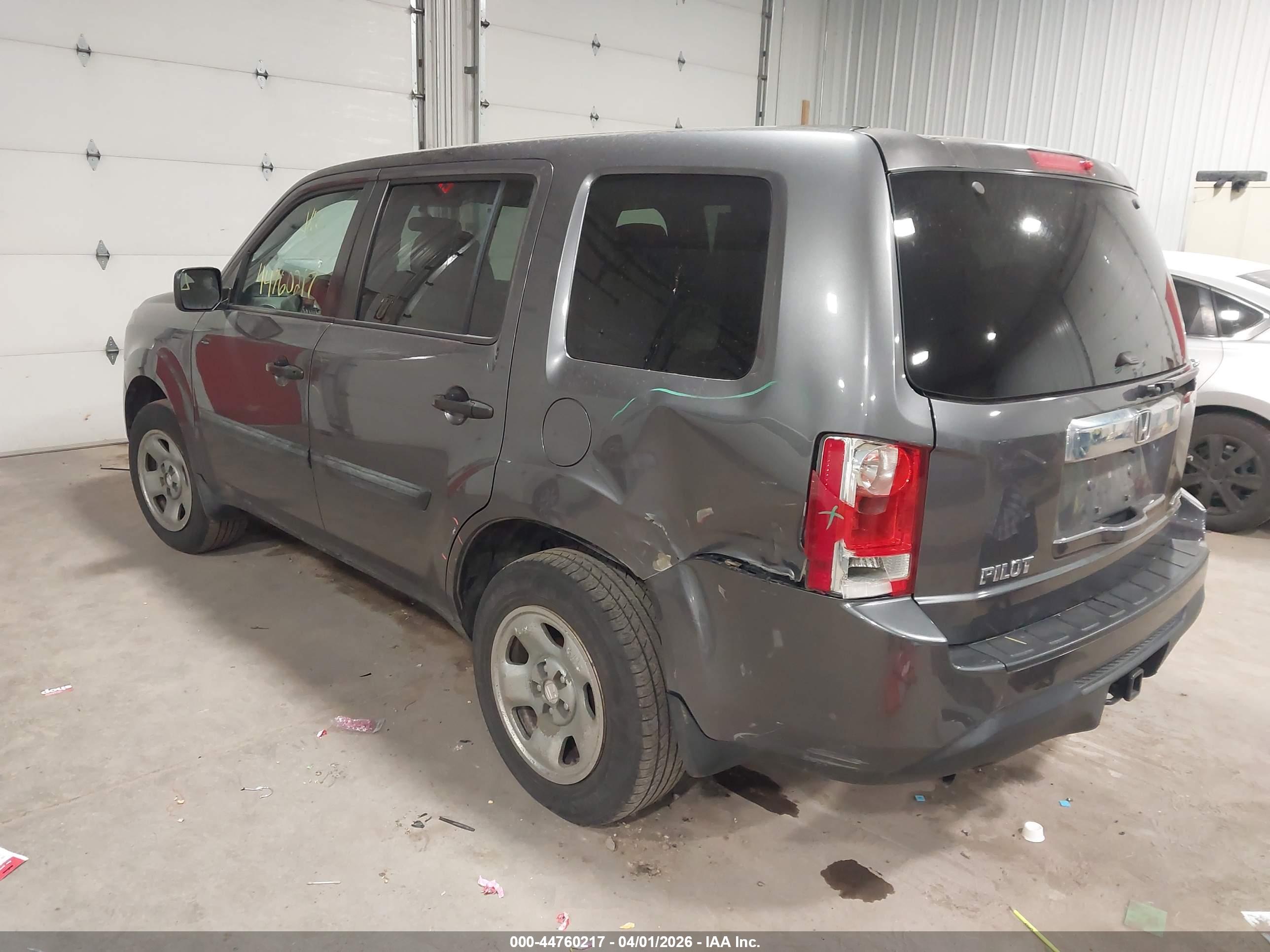 HONDA PILOT image 3