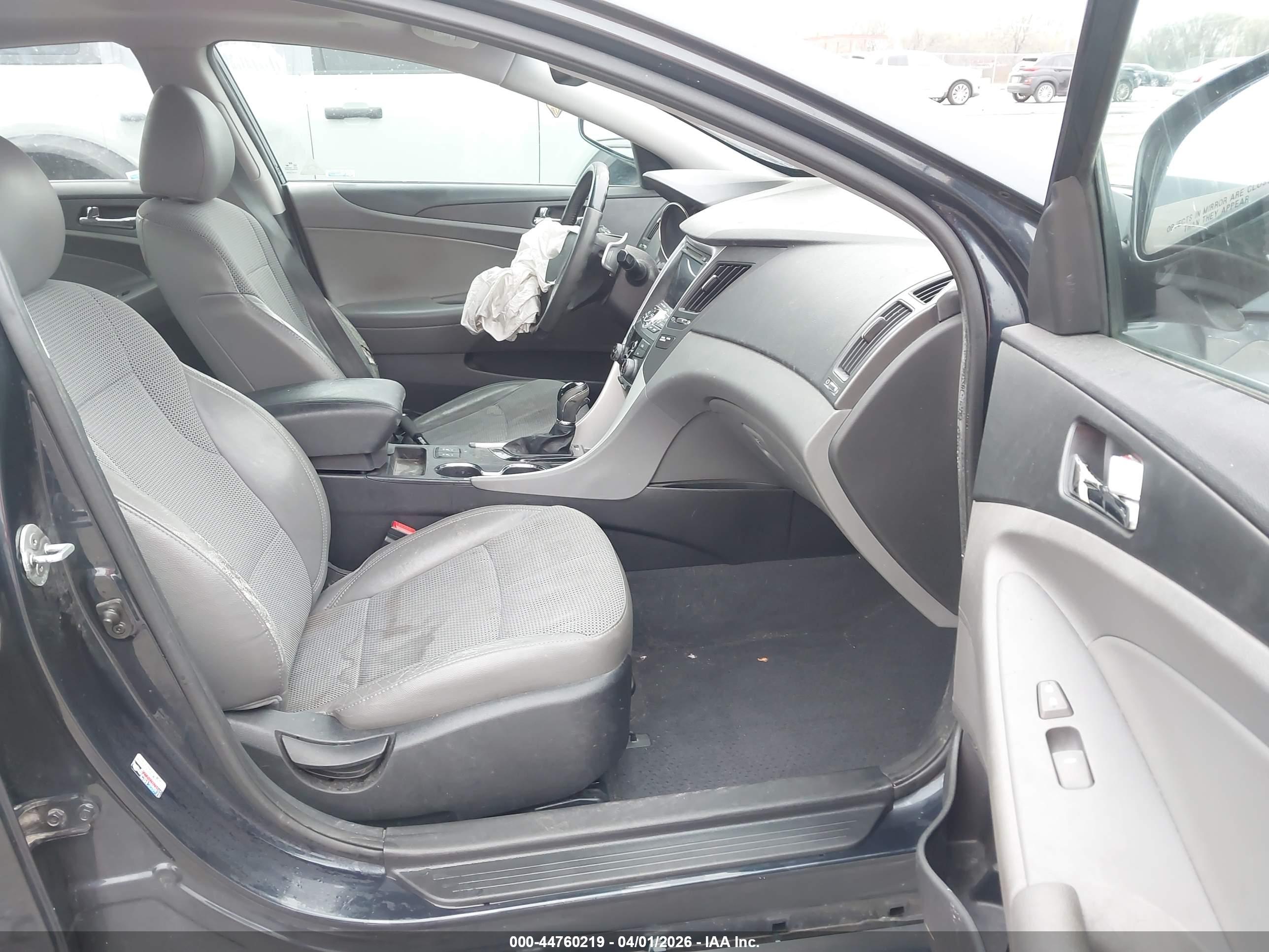 HYUNDAI SONATA image 5