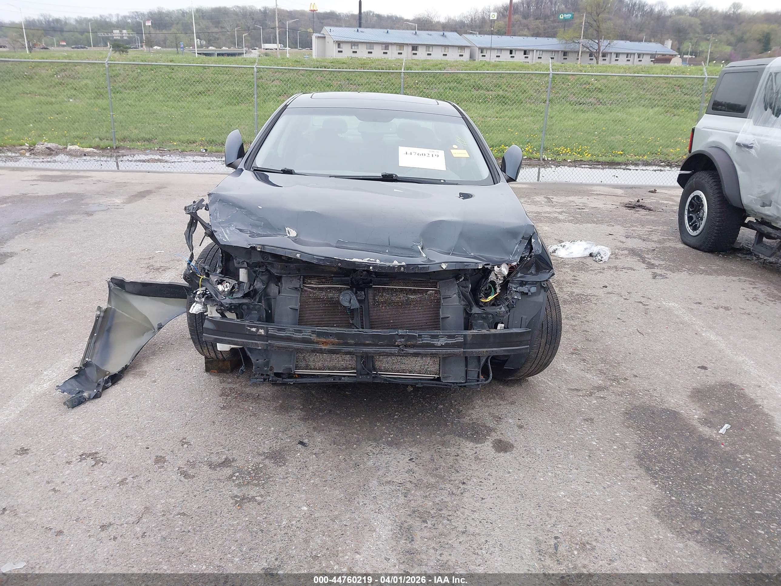 HYUNDAI SONATA image 6
