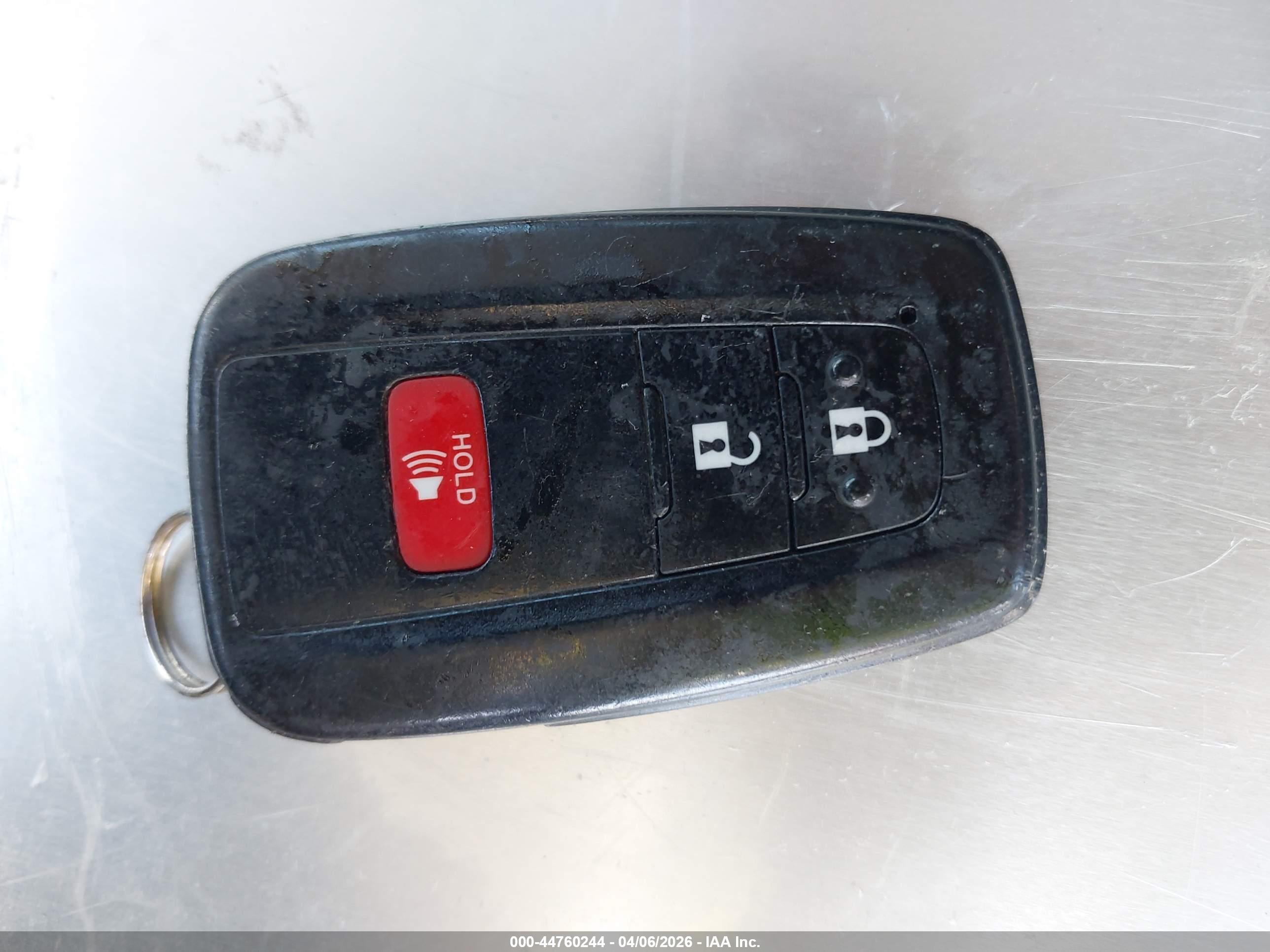TOYOTA PRIUS image 11