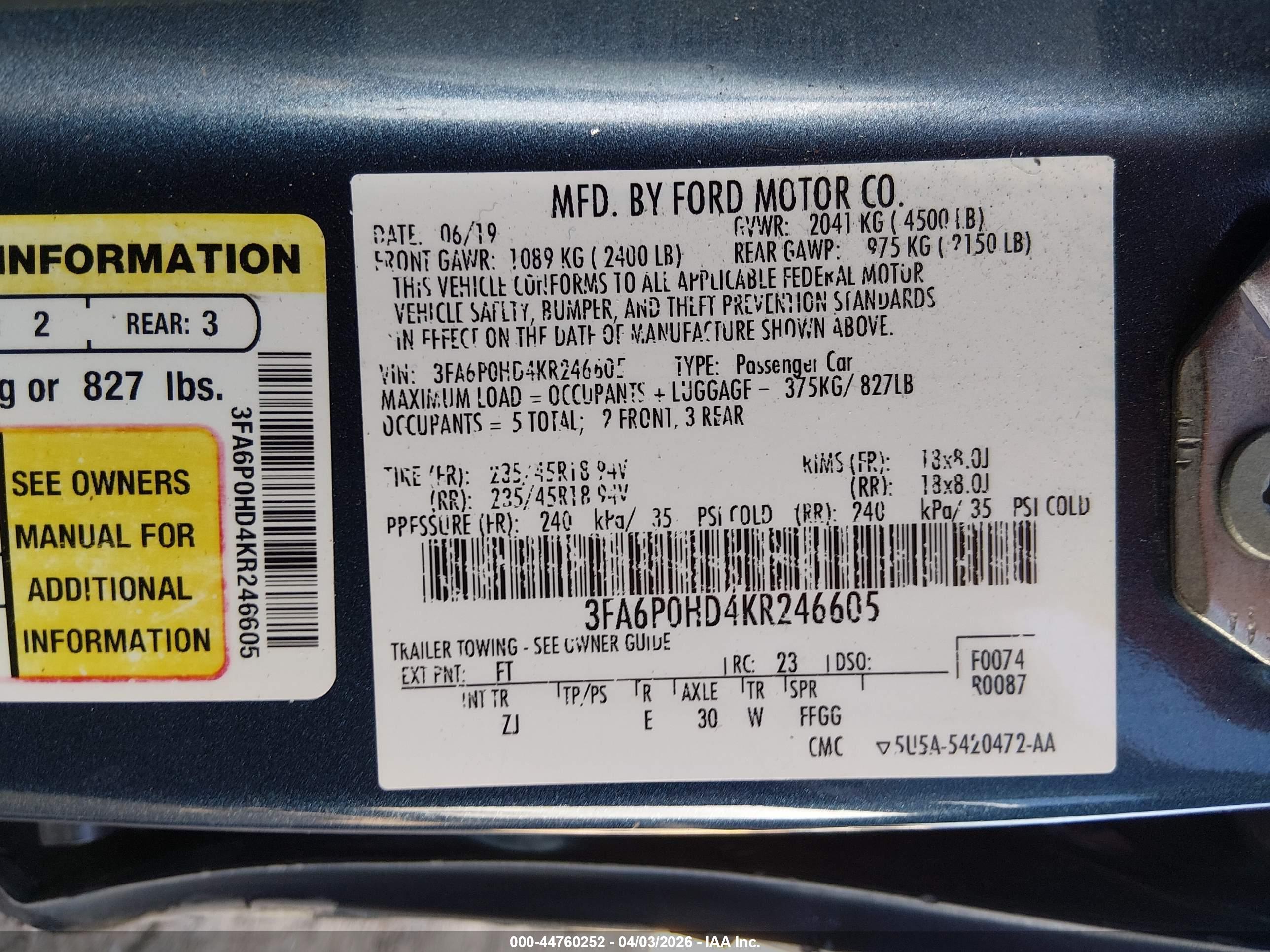 FORD FUSION image 9