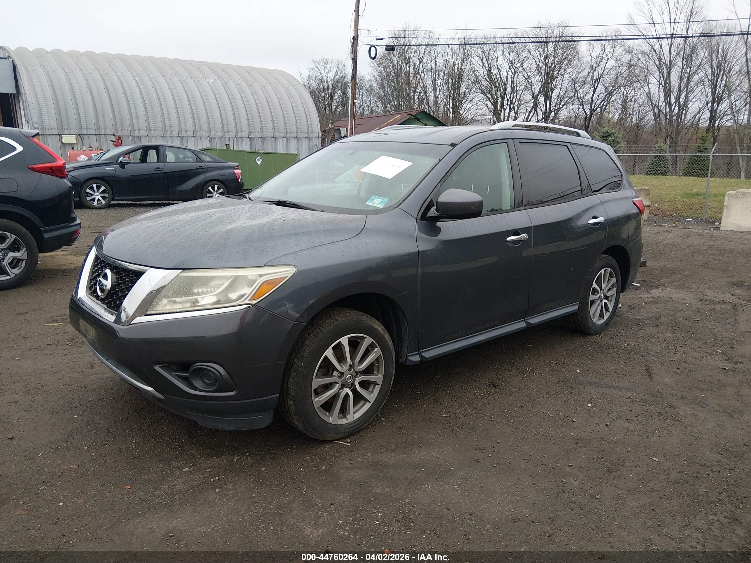NISSAN PATHFINDER image 2