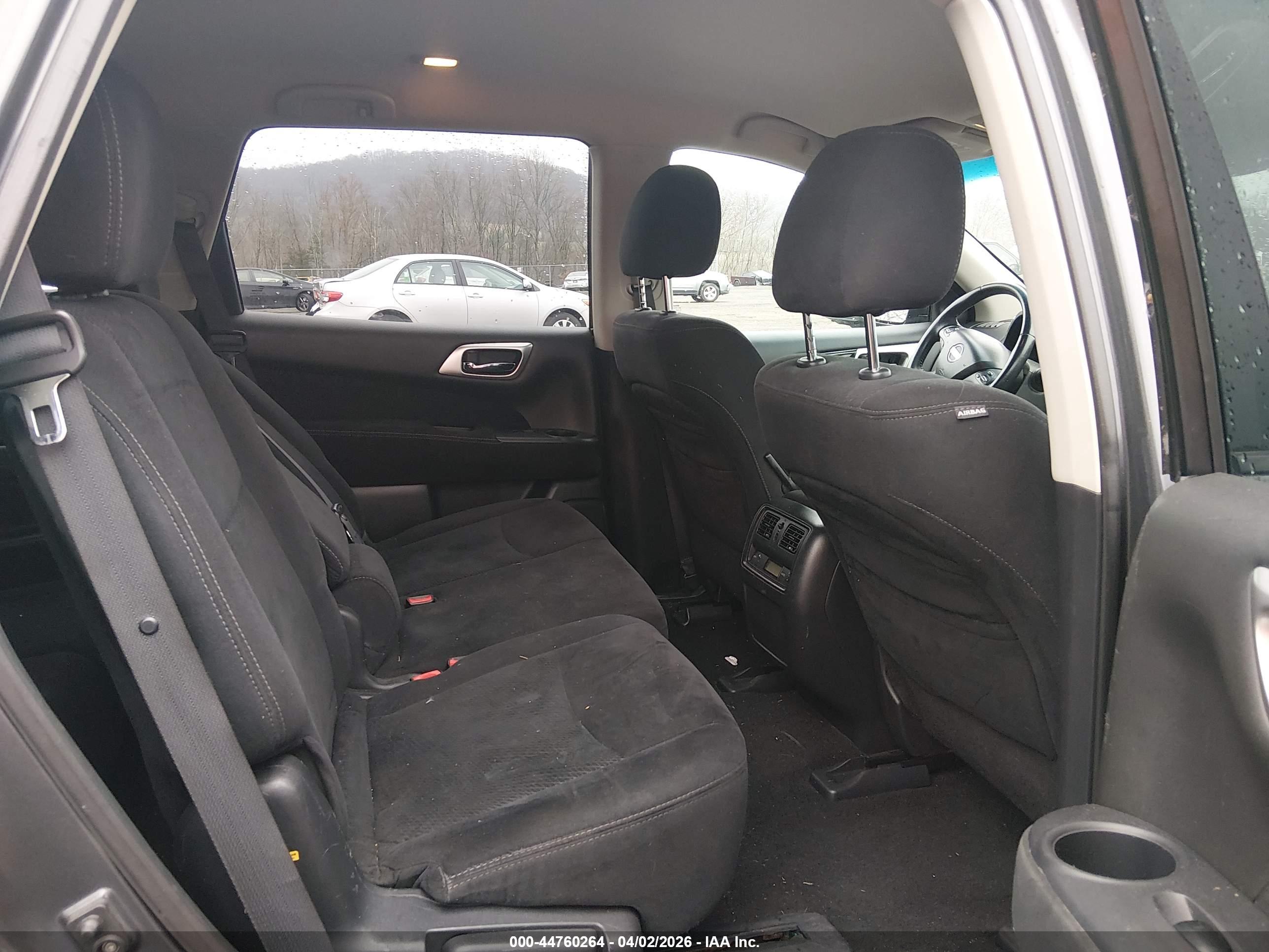 NISSAN PATHFINDER image 8