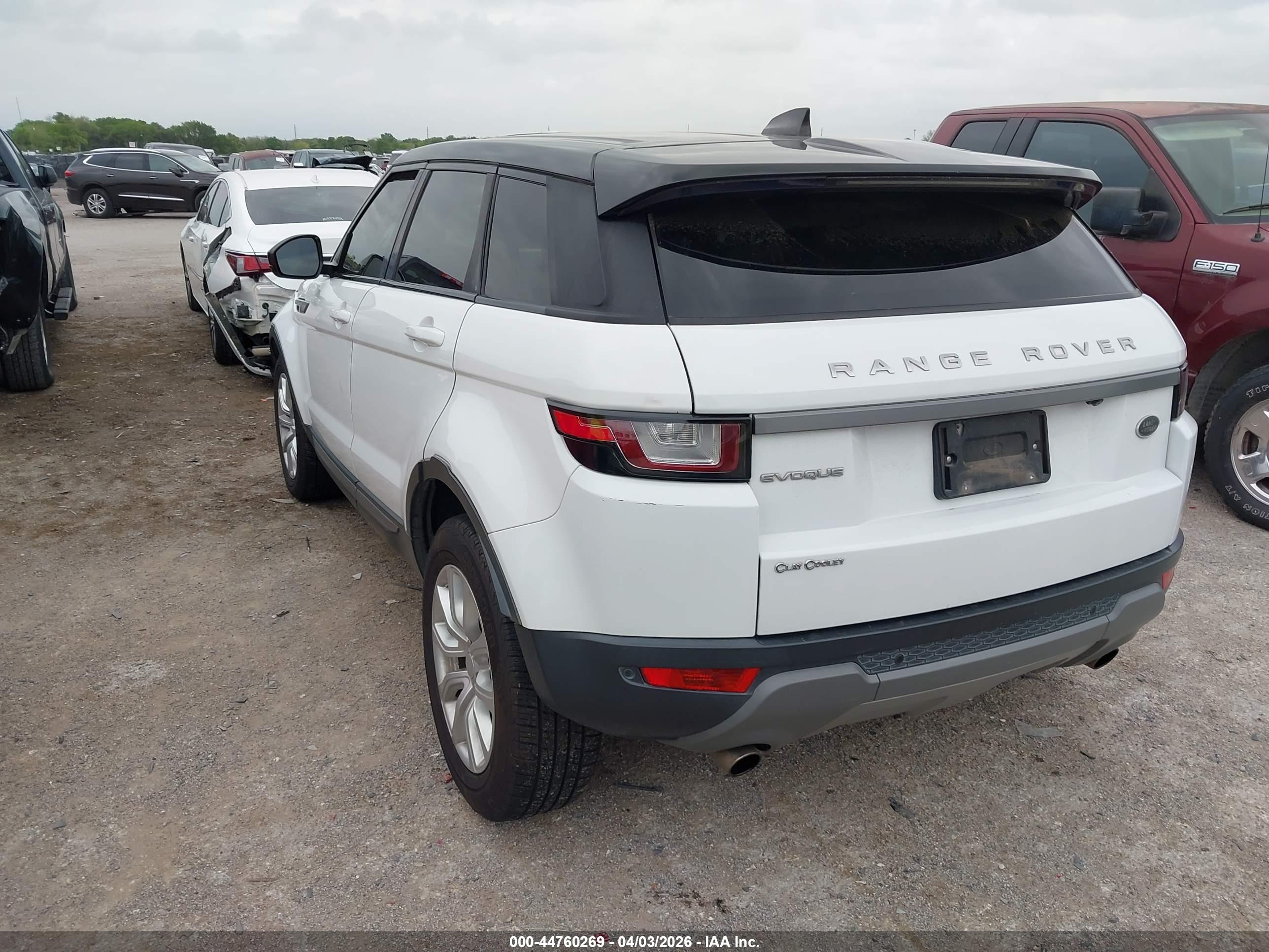 LAND ROVER image 3