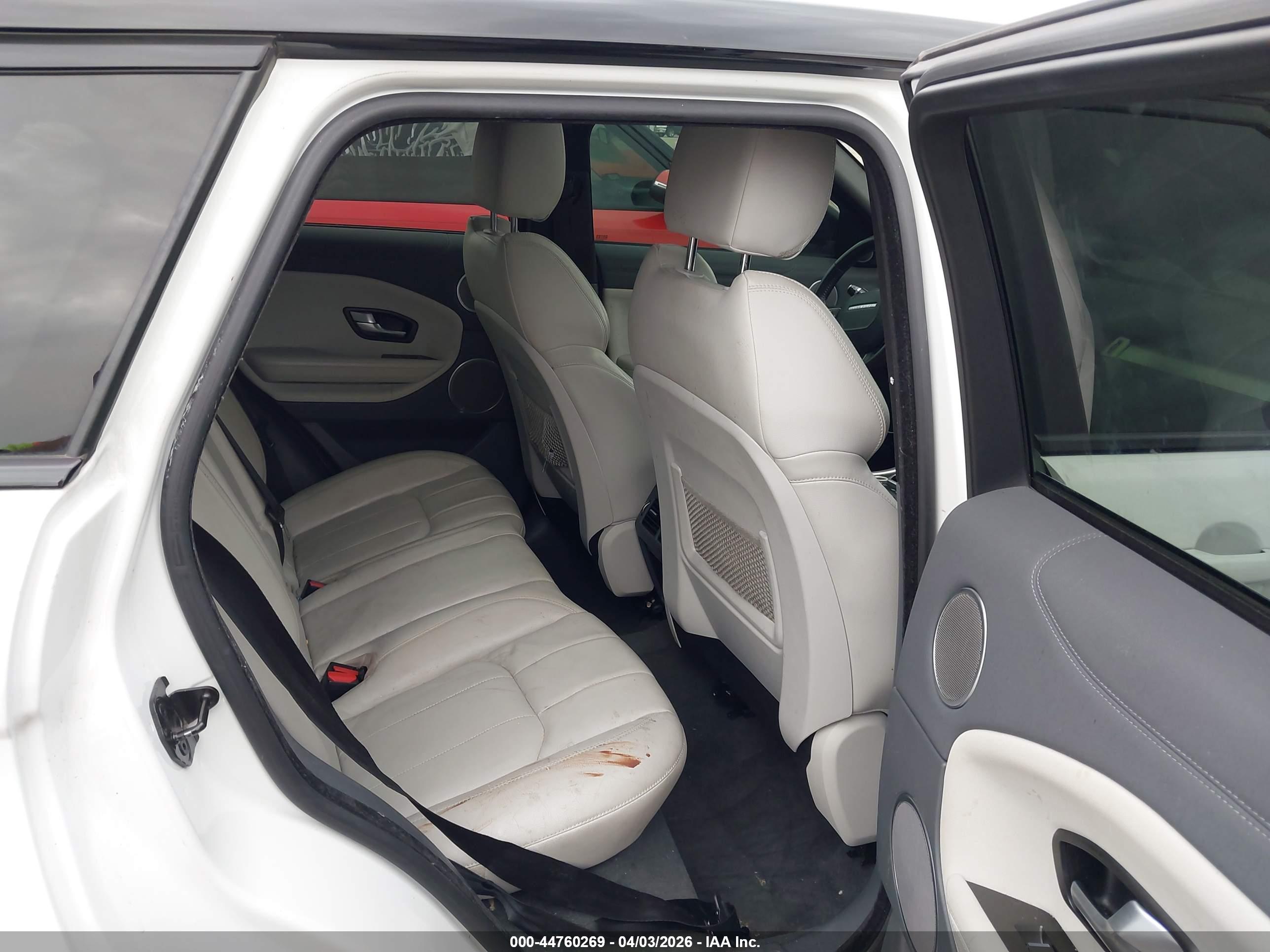 LAND ROVER image 8
