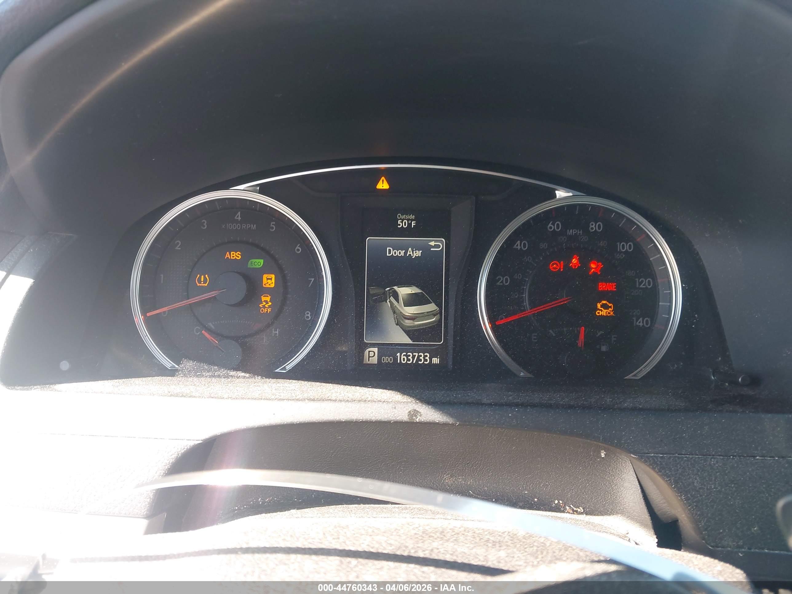 TOYOTA CAMRY image 7