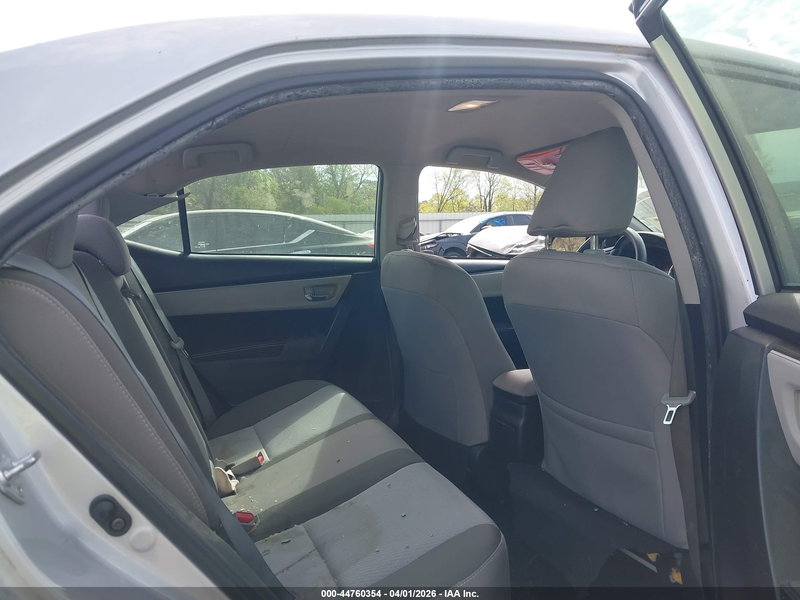 TOYOTA COROLLA image 8