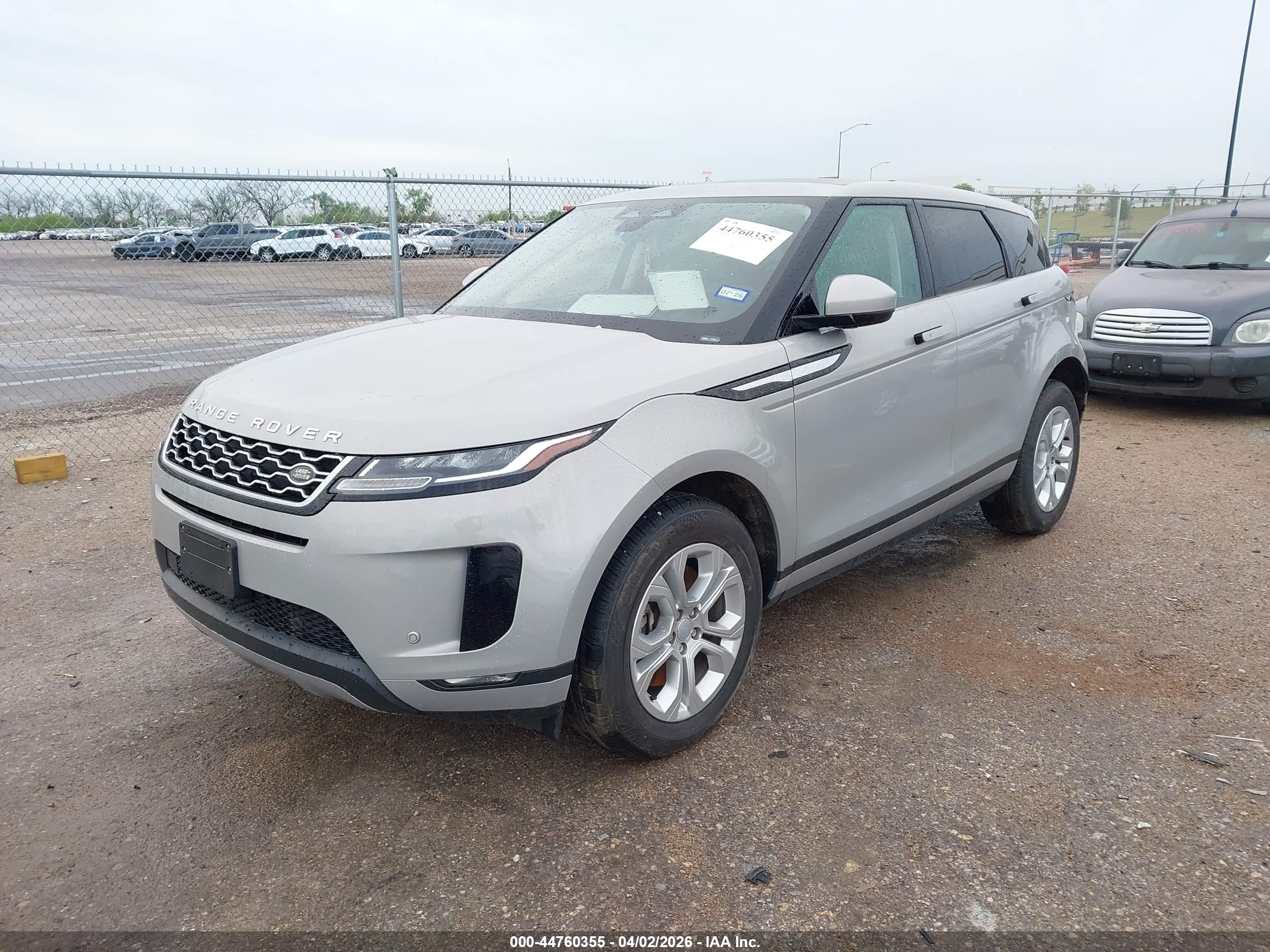 LAND ROVER image 2